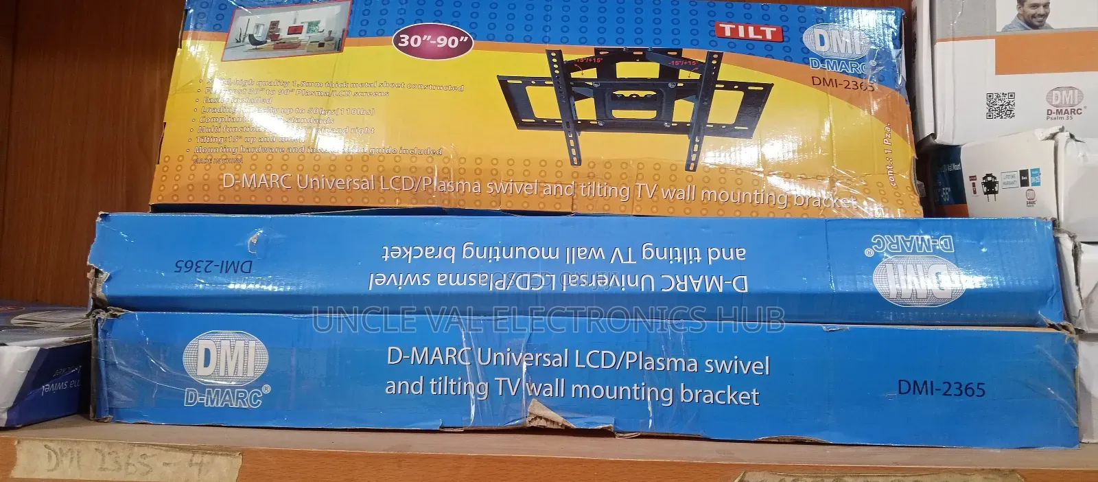 Dmarc 90" Adjustable Tv Hanger