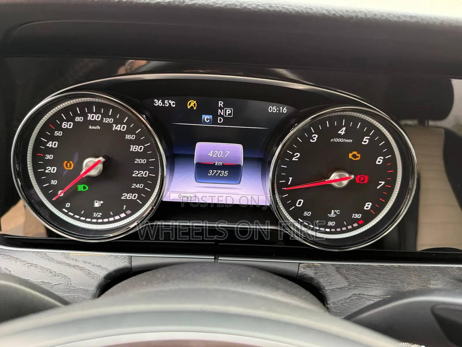 Mercedes-Benz E300 2018 Black