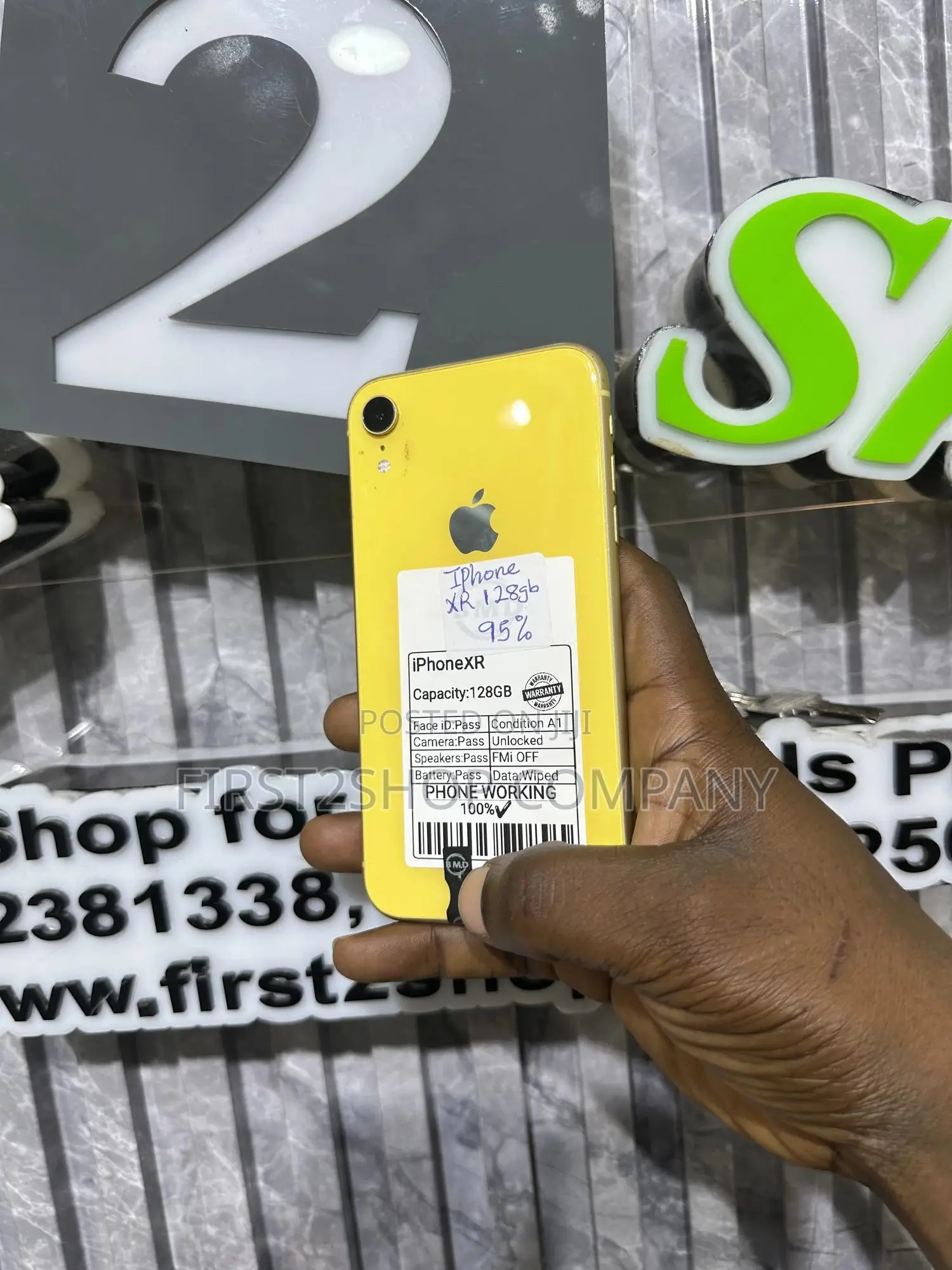 Apple iPhone XR 128 GB Yellow