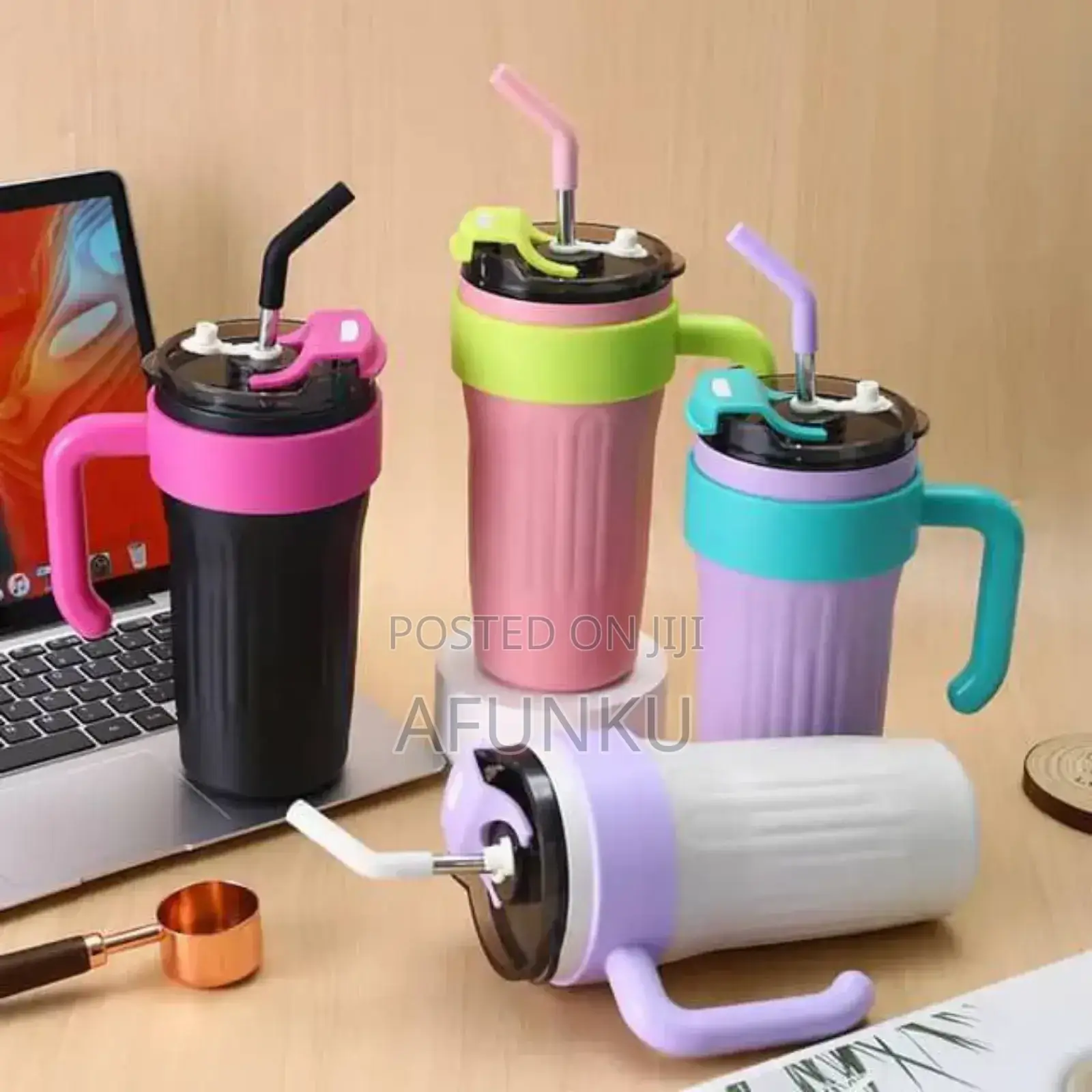 Insulated Vacuum Water Bottle With Straw