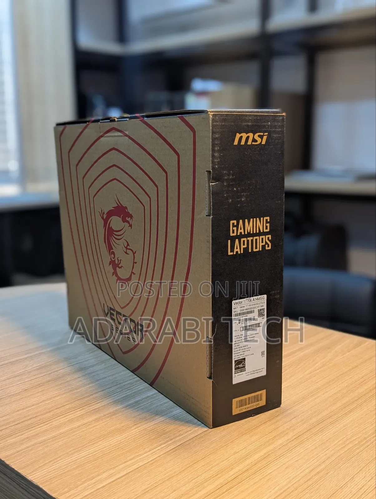 New Laptop MSI Vector 17 HX AI A2XWJG 32GB Intel Core I9 SSD 1T