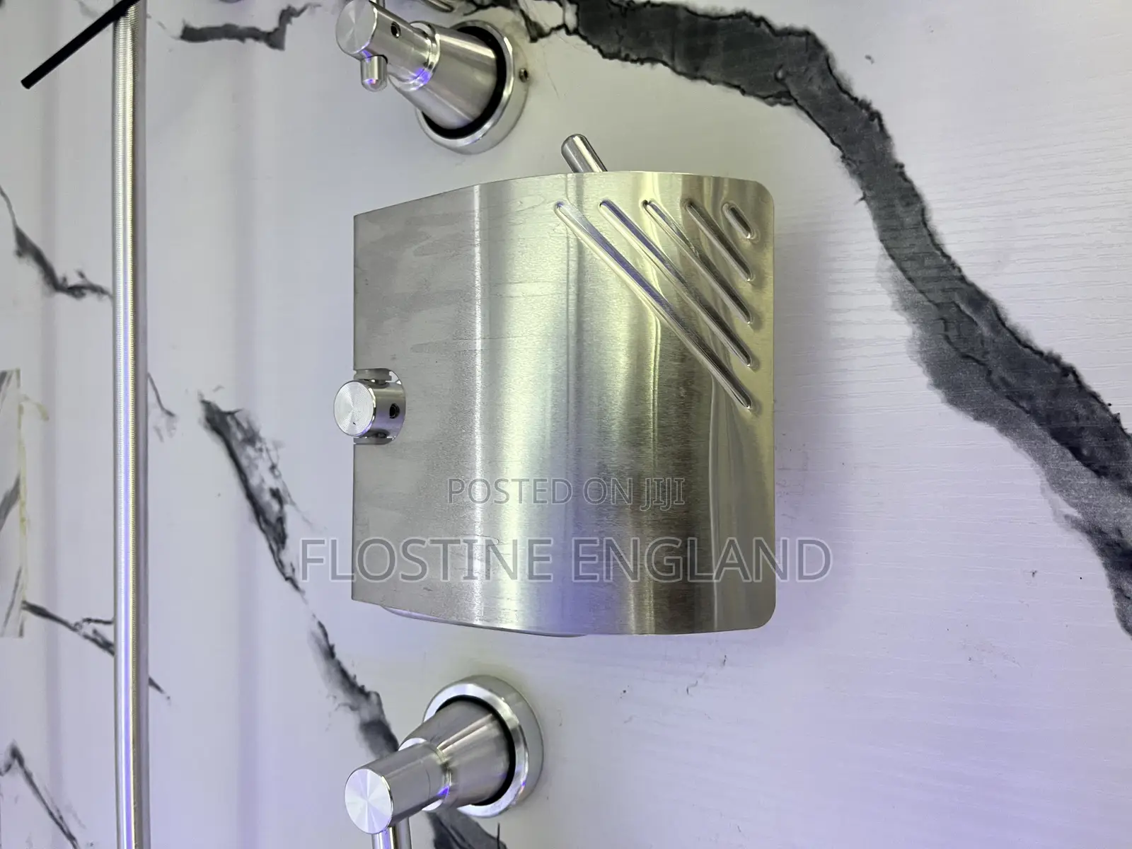 Silver Tissue Holder