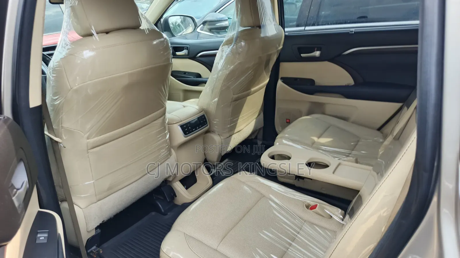 Toyota Highlander Limited Platinum 4dr SUV (3.5L 6cyl 6A) 2015 Gold