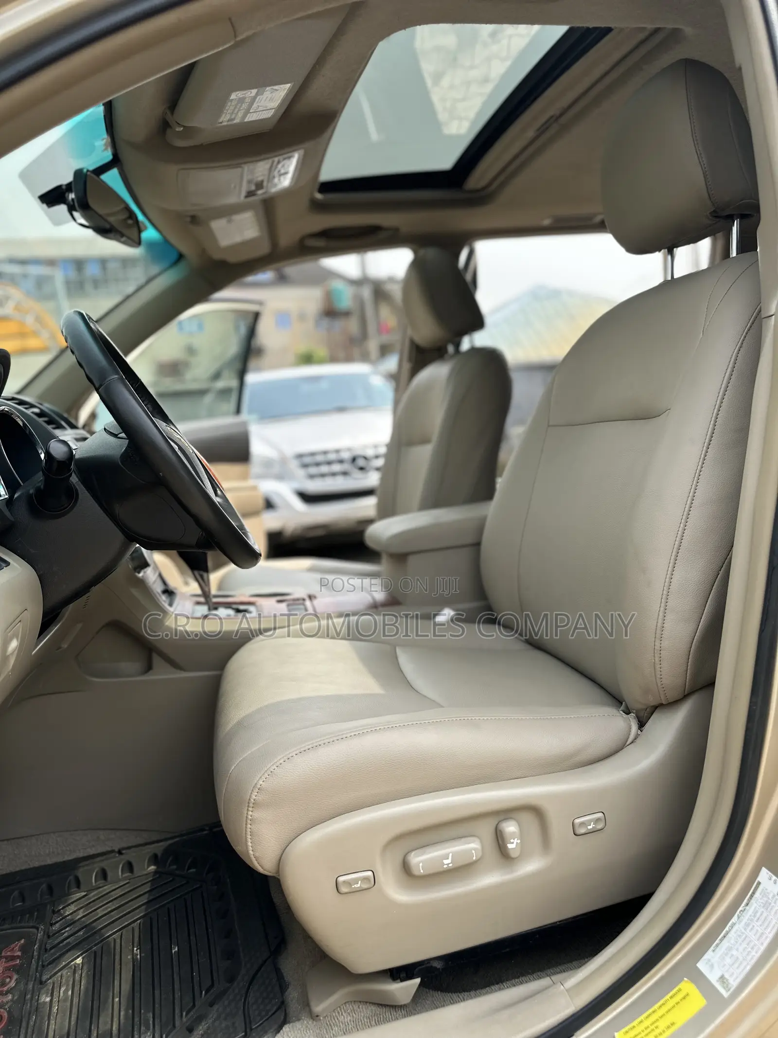 Toyota Highlander Limited 4x4 2009 Gold