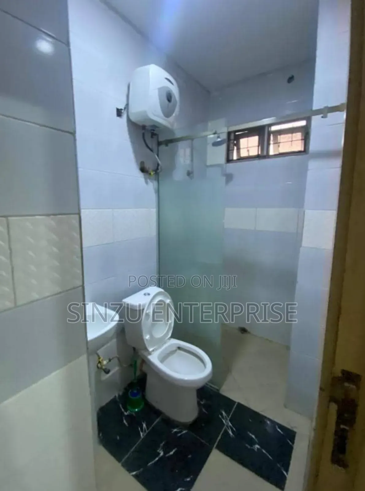 Studio Apartment in Orchid, Chevron for rent