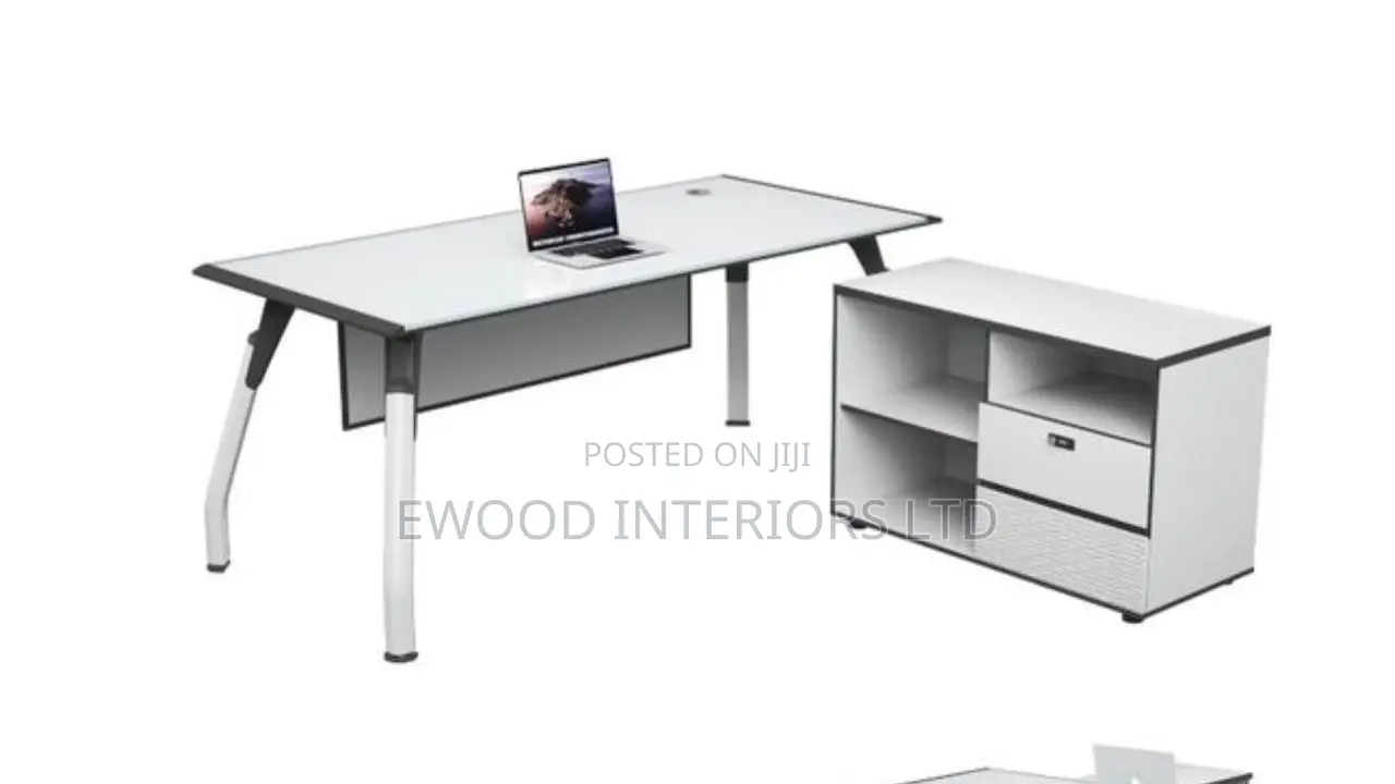 1.4meters Glass Executive Table With Extension