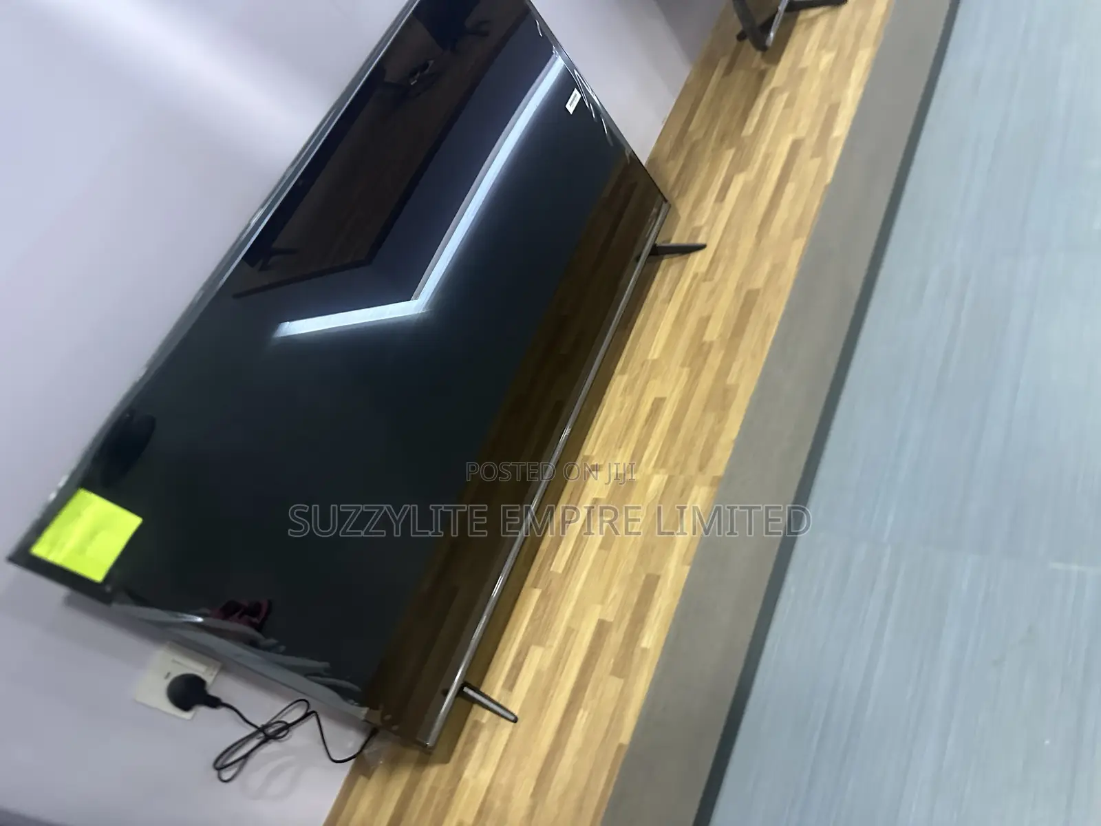 Tcl 50 Inches Smart Television