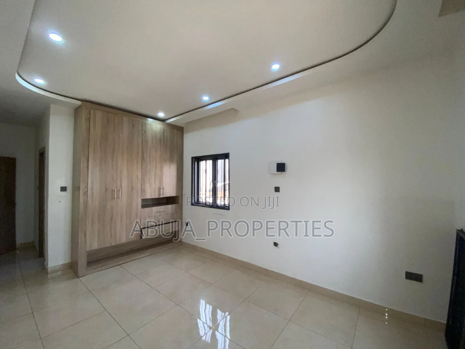 3bdrm Apartment in Jahi for sale