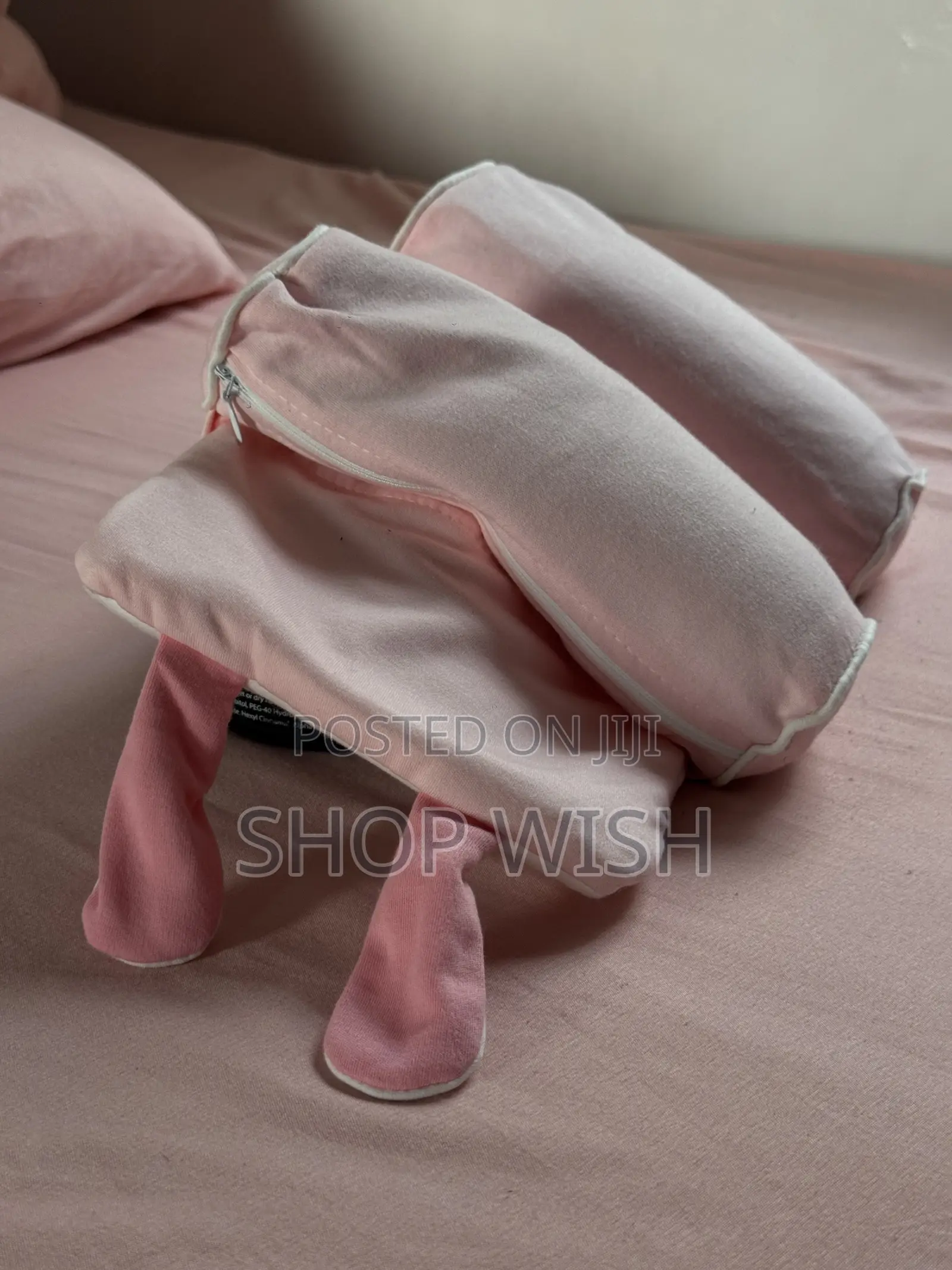 Pillow to Support Premature Babies and Mature Babies Growth