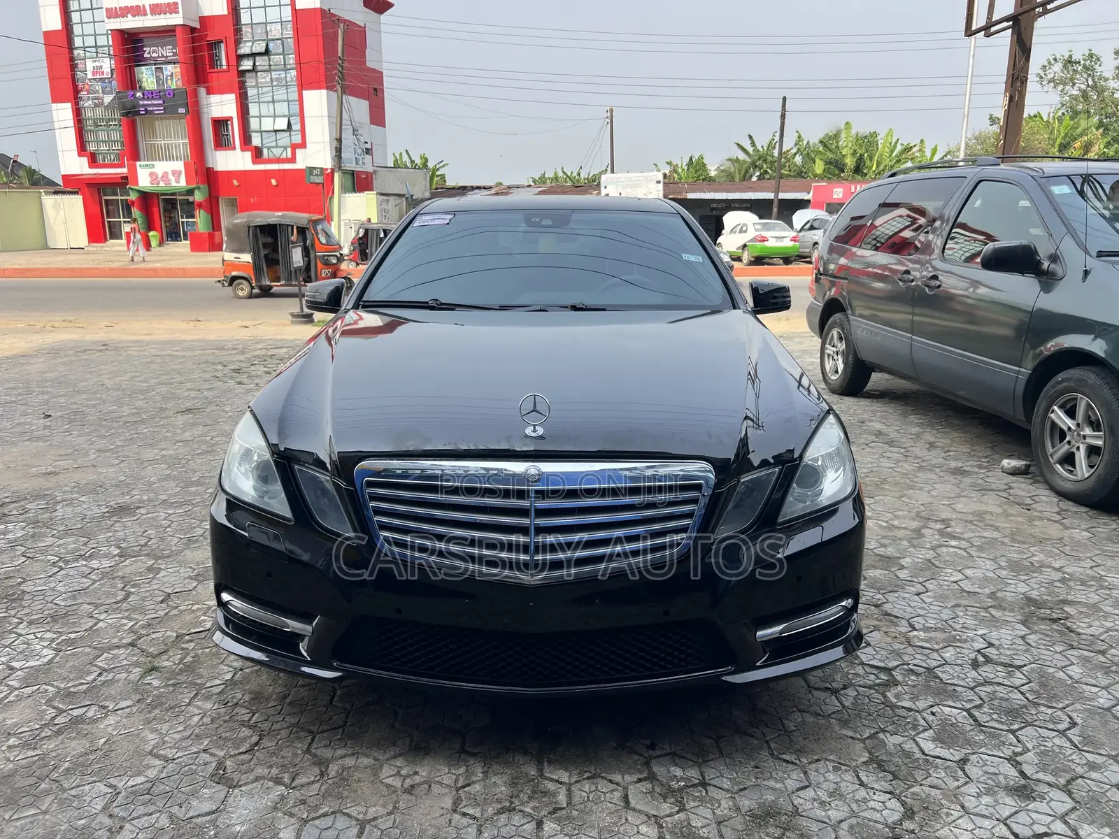 Mercedes-Benz E350 Base 4dr Sedan RWD (3.5L 6cyl 7A) 2012 Black