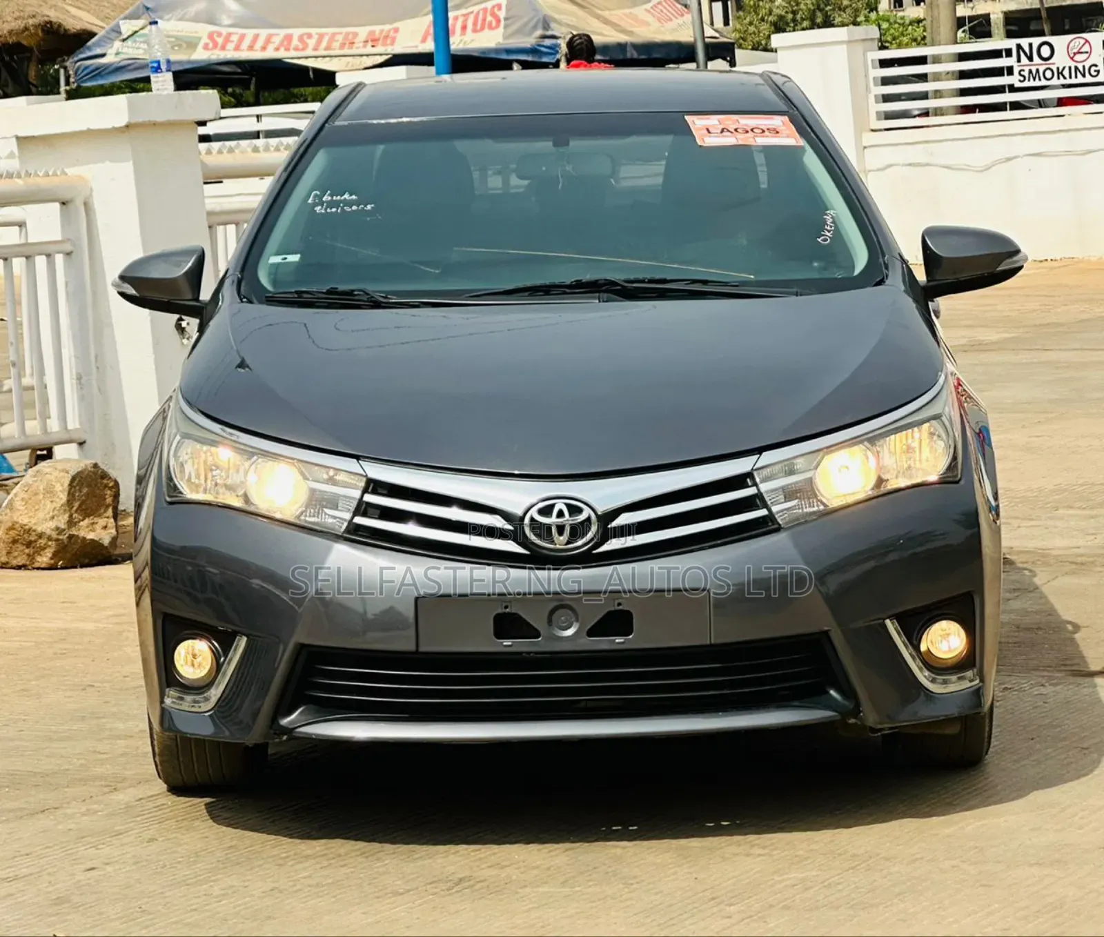Toyota Corolla 2015 Gray