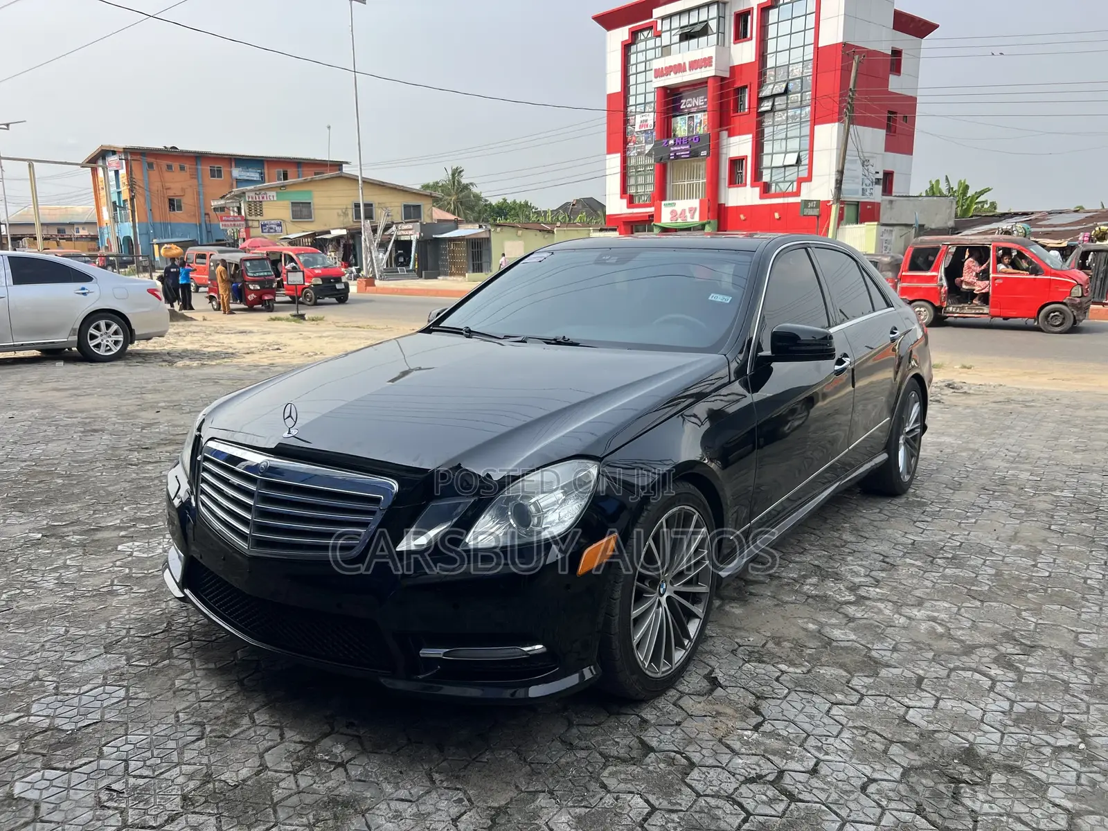 Mercedes-Benz E350 Base 4dr Sedan RWD (3.5L 6cyl 7A) 2012 Black