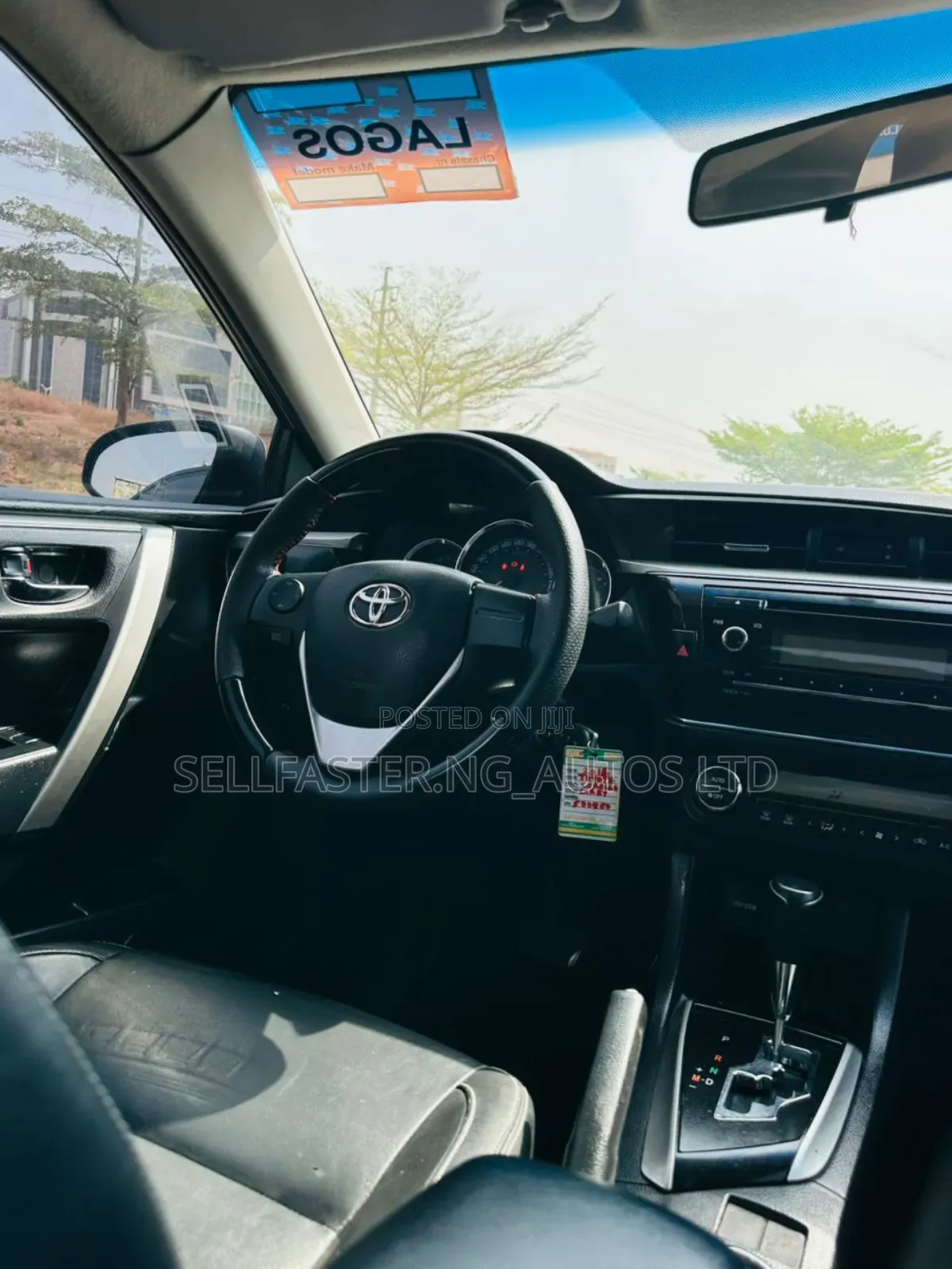 Toyota Corolla 2015 Gray