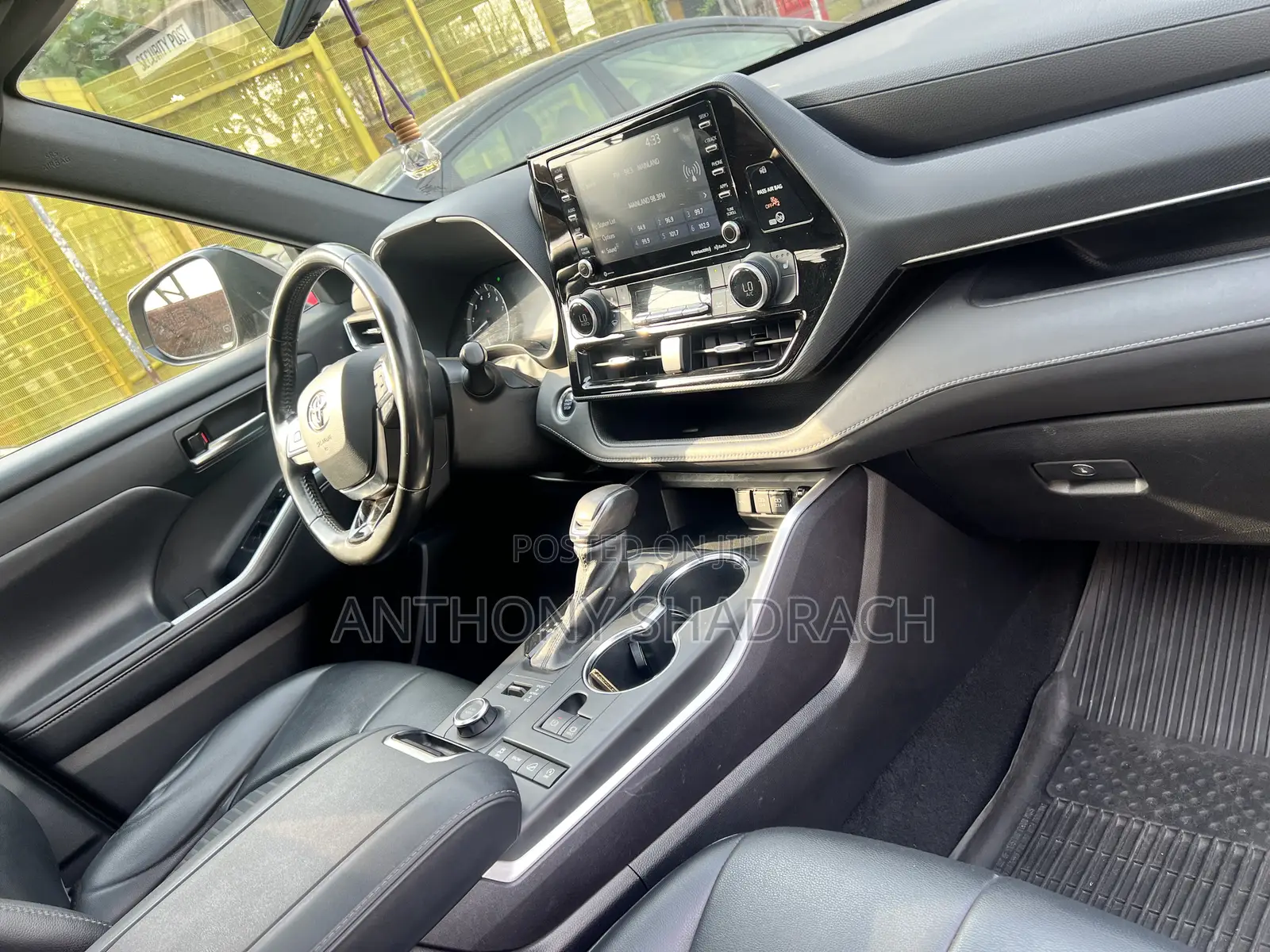 Toyota Highlander XSE 2022 Black