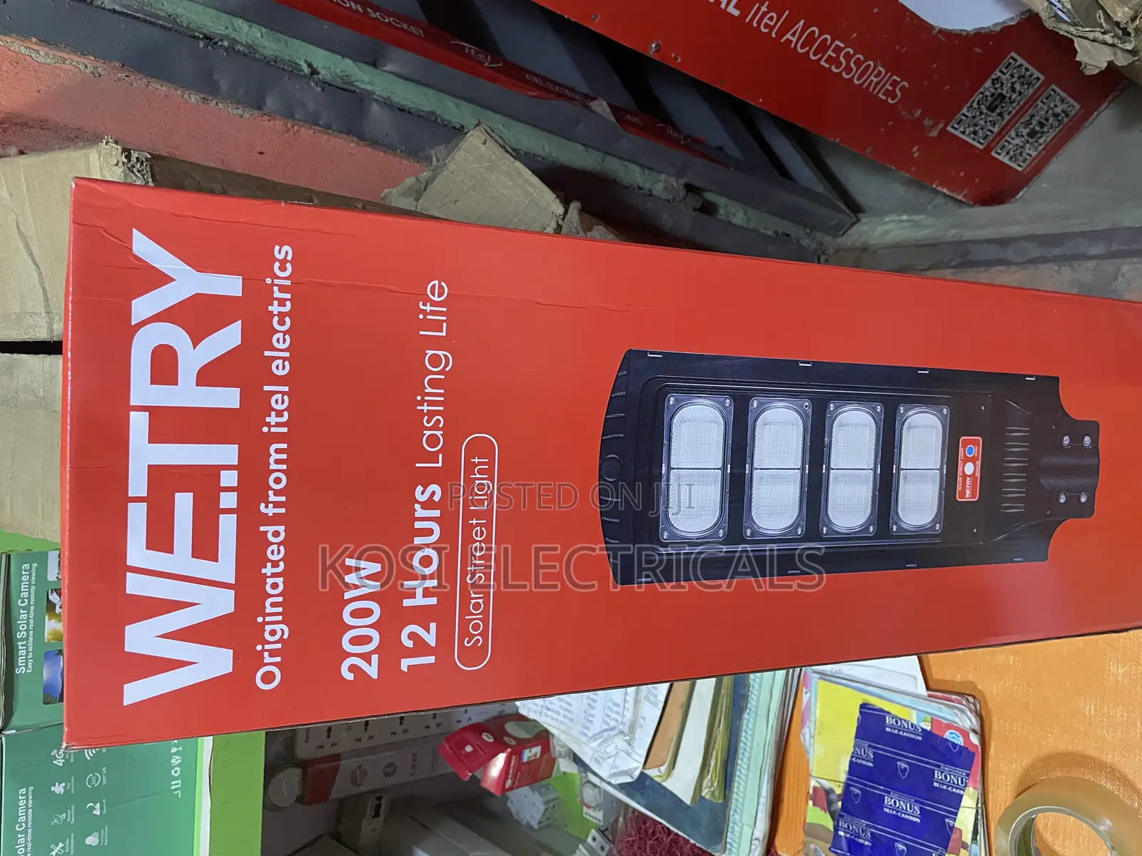 Wetry Solar Street Light