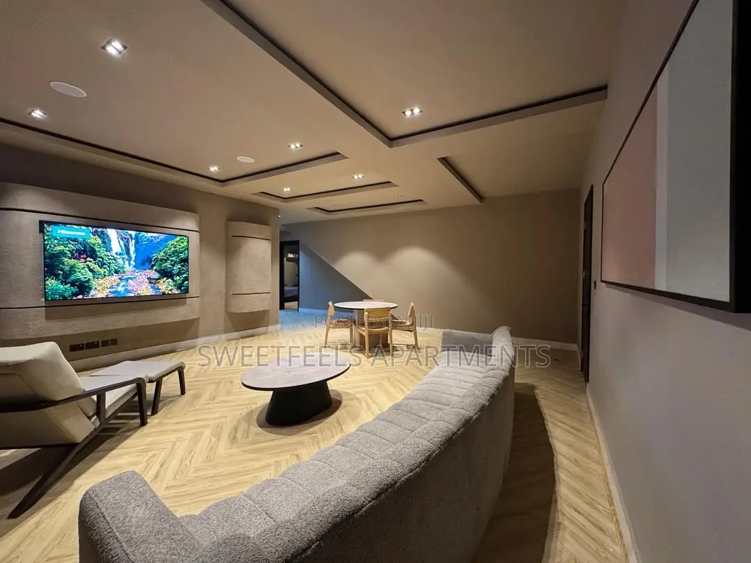 Pent 601: 2 Bedroom Penthouse Loft