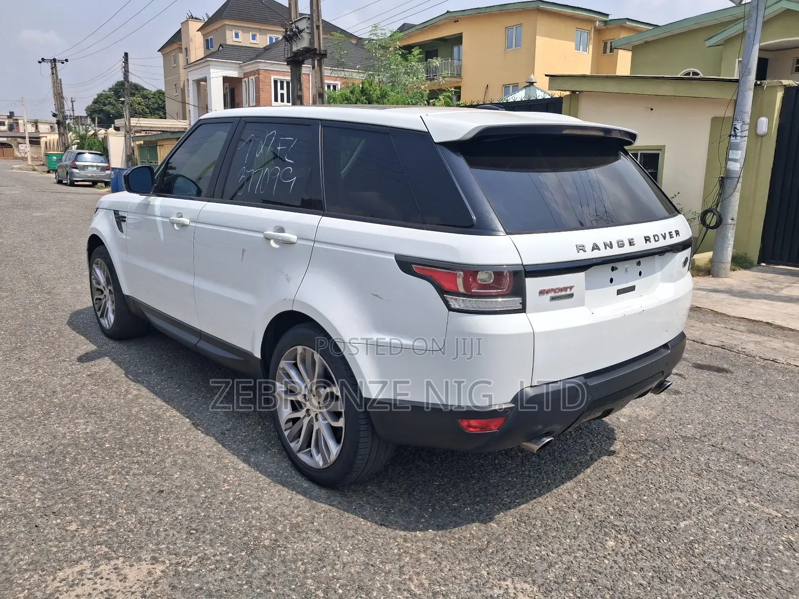 Land Rover Range Rover 3.0L Supercharged 2014 White