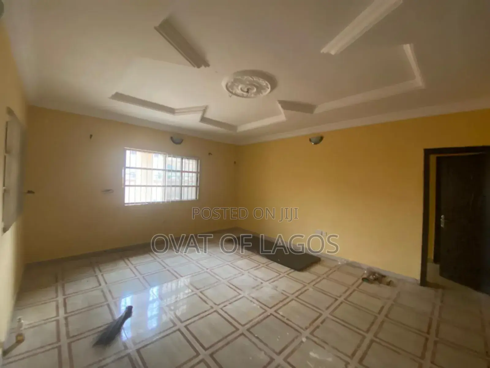 4bdrm Duplex in Ikota Villa for rent