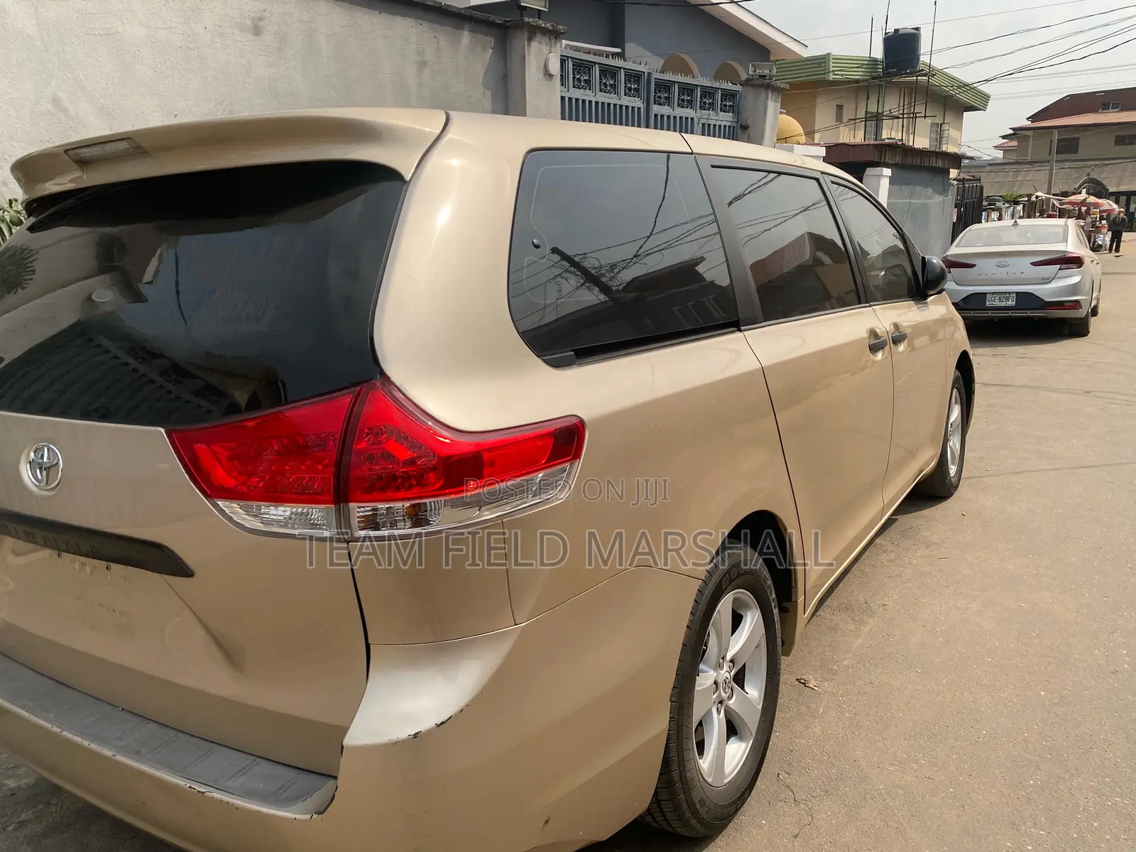 Toyota Sienna LE 7 Passenger 2012 Gold