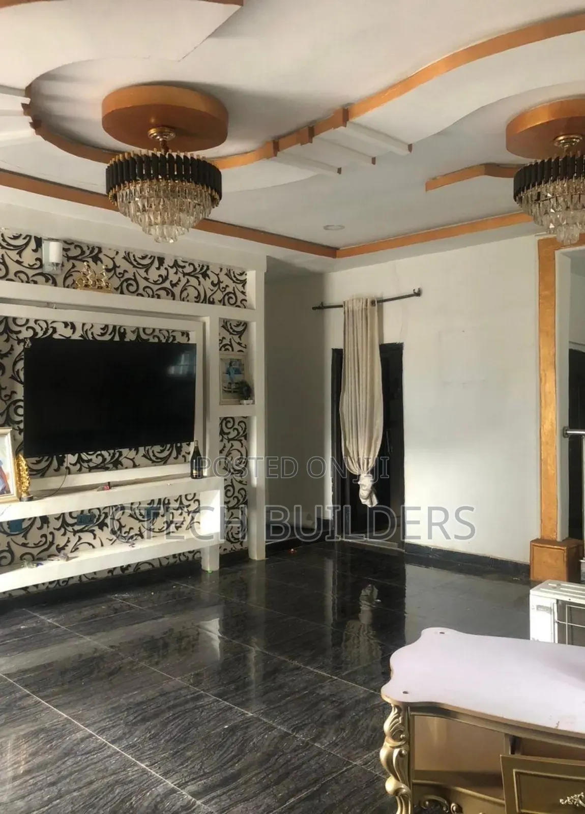4bdrm Bungalow in Benin City for sale
