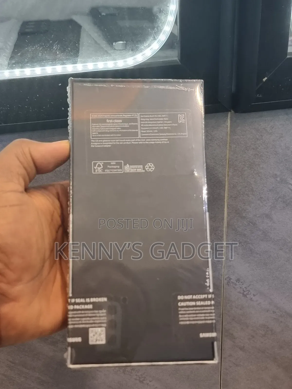 New Samsung Galaxy Z Flip 3 256 GB Silver