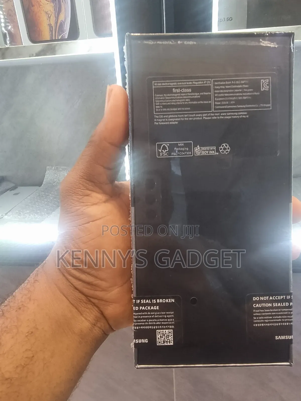 New Samsung Galaxy Z Flip3 5G 128 GB