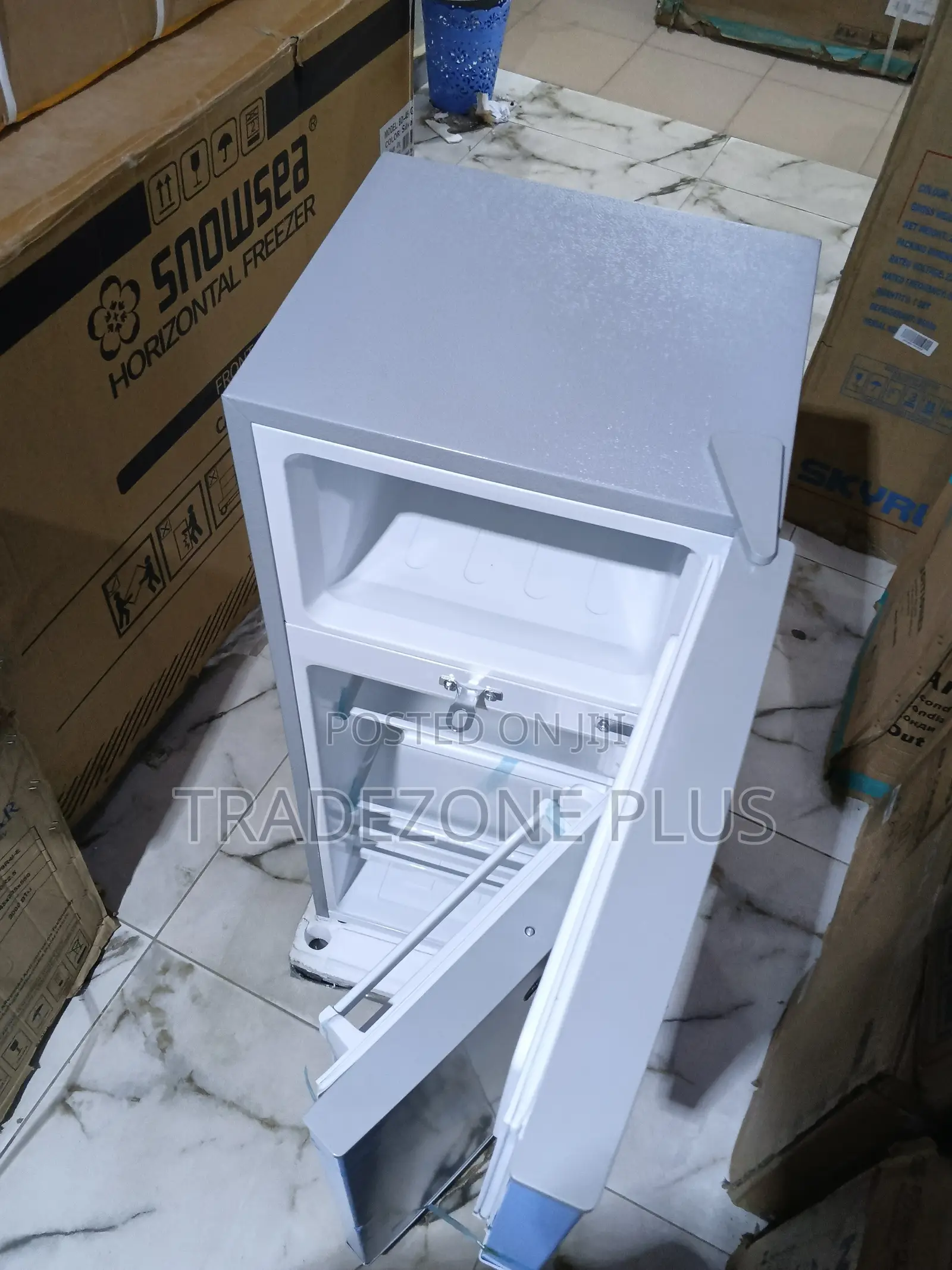 BCD-108j Top Freezer Refrigerator With Cooling Freezing