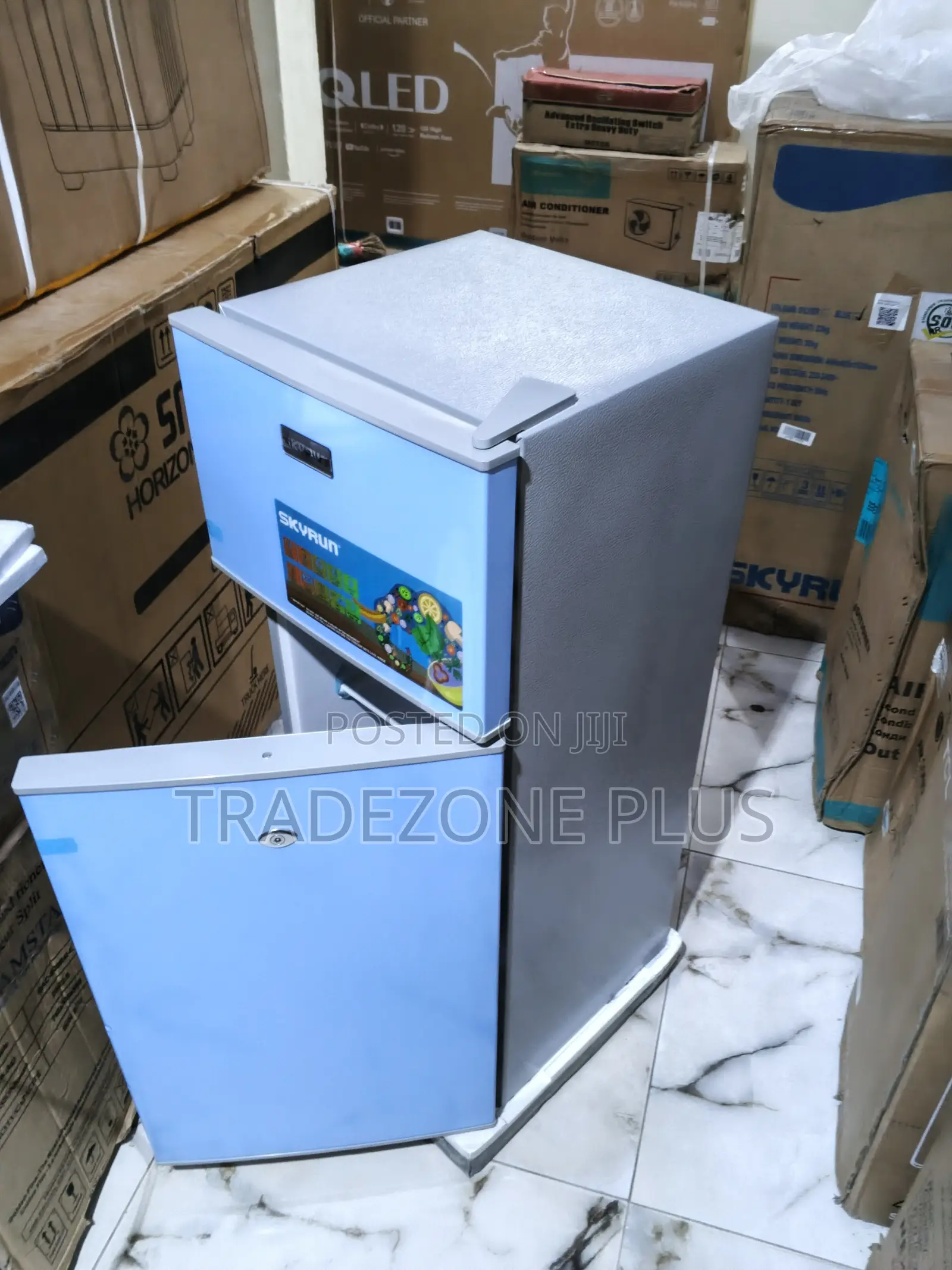 BCD-108j Top Freezer Refrigerator – Kitchen Appliance