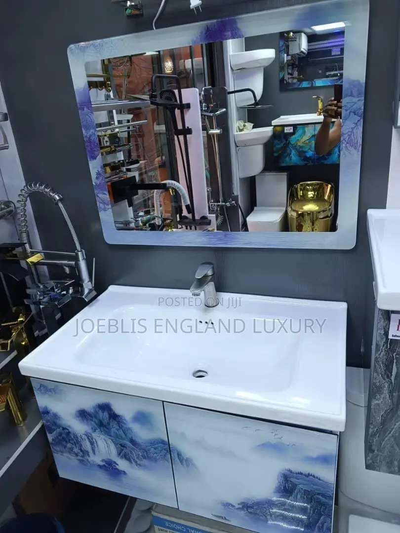 Cabinet Basin