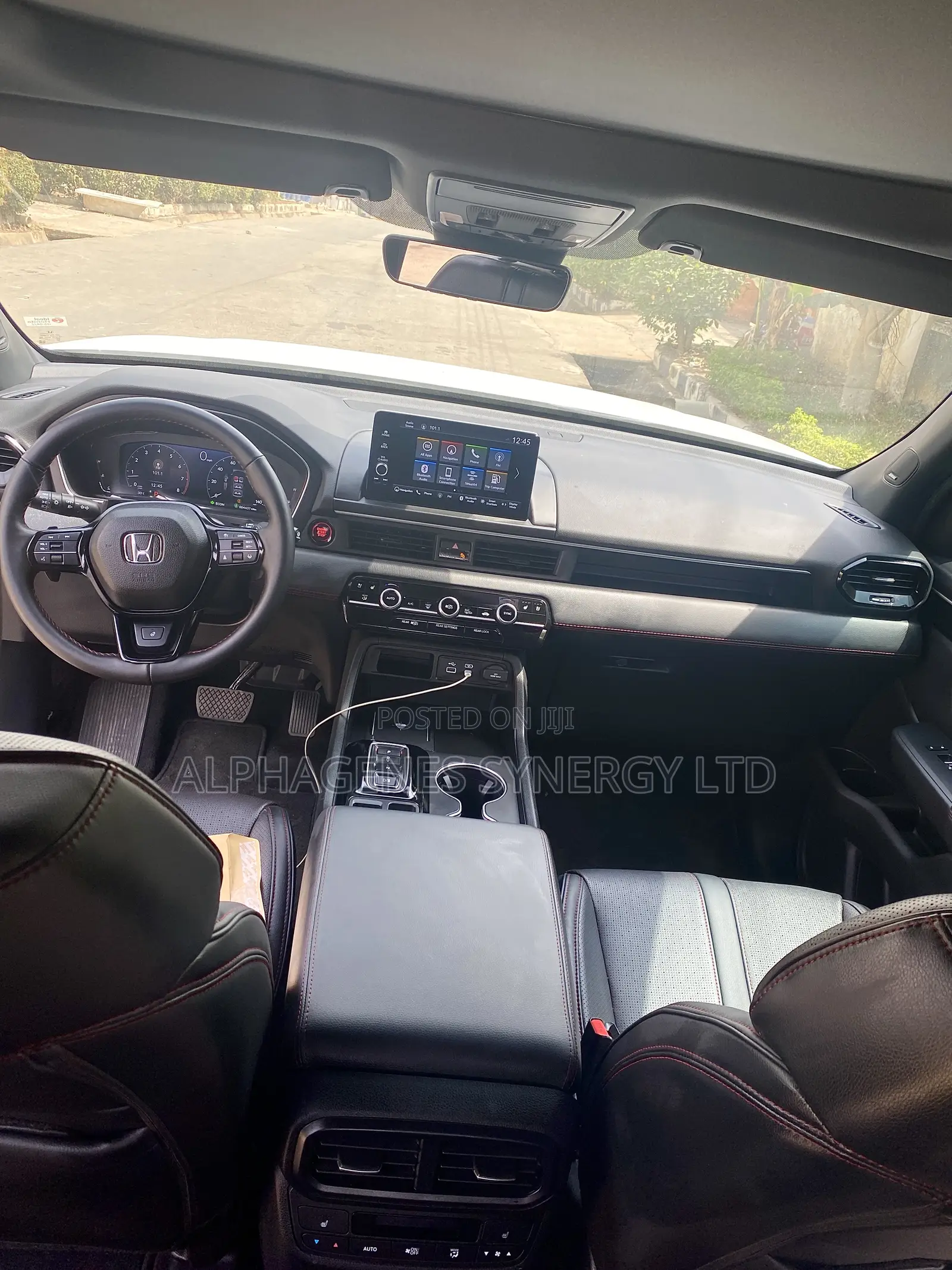 Honda Pilot Black Edition AWD 2025 White