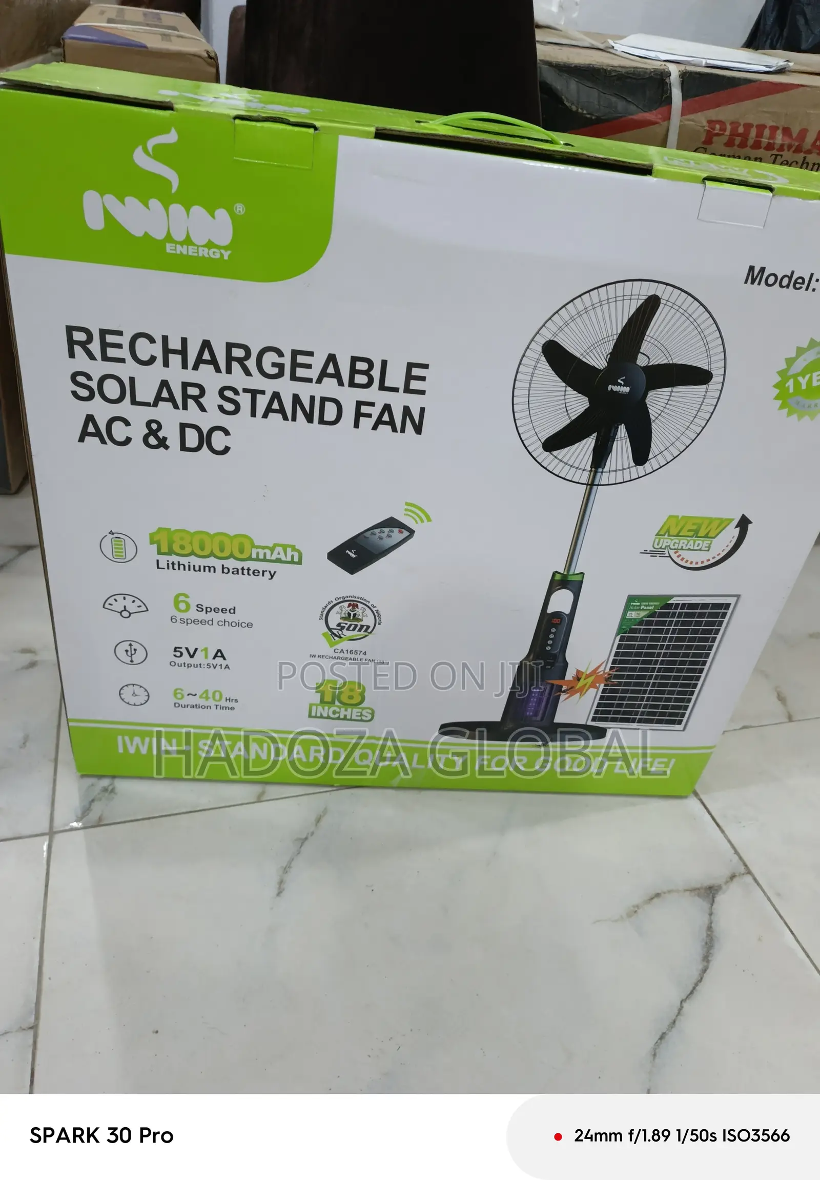 Iwin Rechargeable Solar Fan 18 Inches