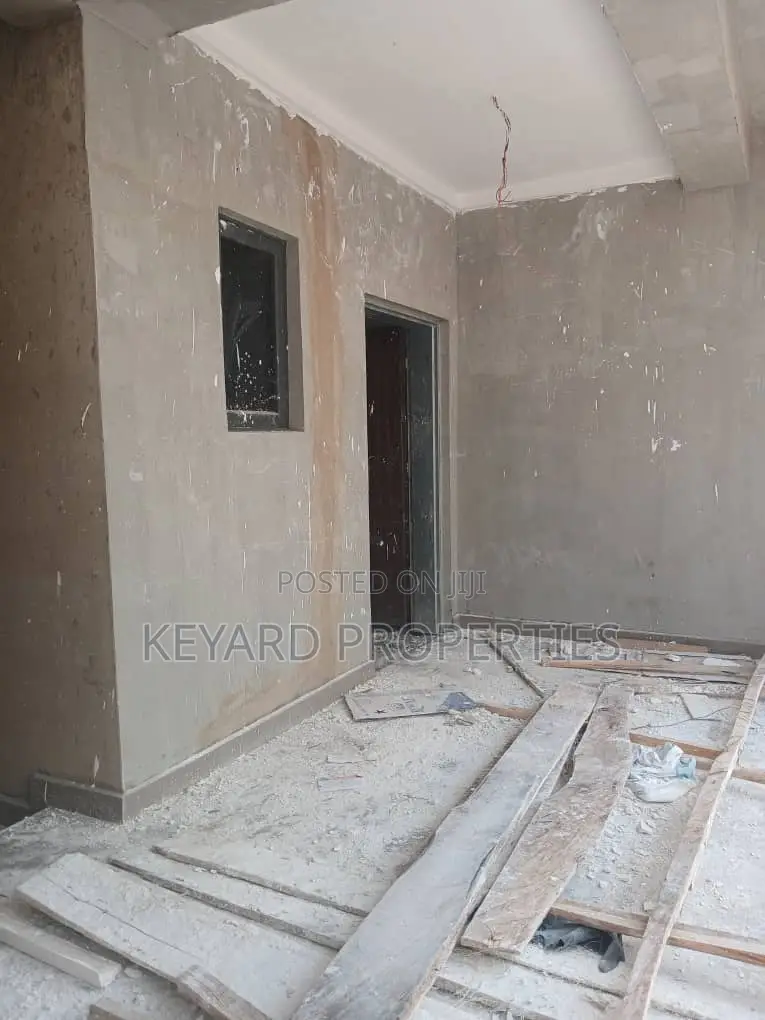 2bdrm Block of Flats in FHA for sale