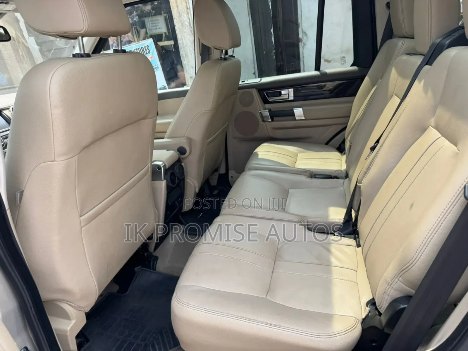 Land Rover Lr4 Base 4x4 2016 Gold