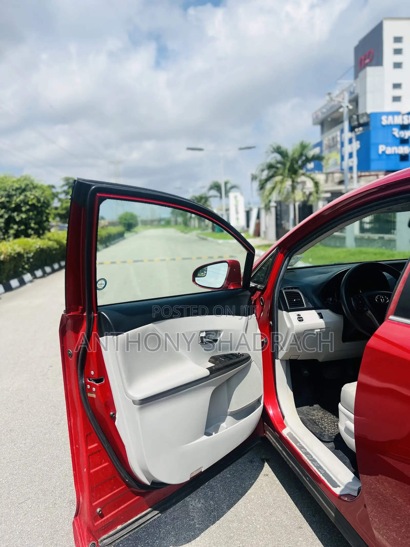 Toyota Venza LE 4dr Wagon (3.5L 6cyl 6A) 2014 Red