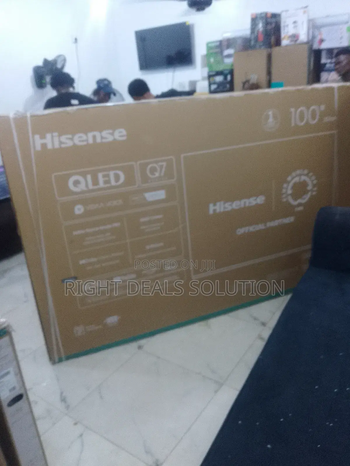 Hisense 100-Inch Q7: Big Screen Brilliance With Full Array Lighting