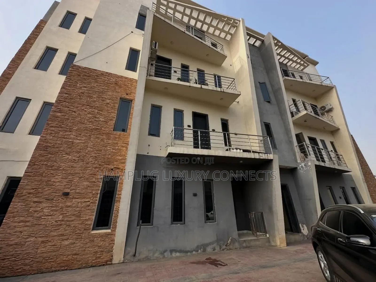 3bdrm Apartment in Jahi for sale