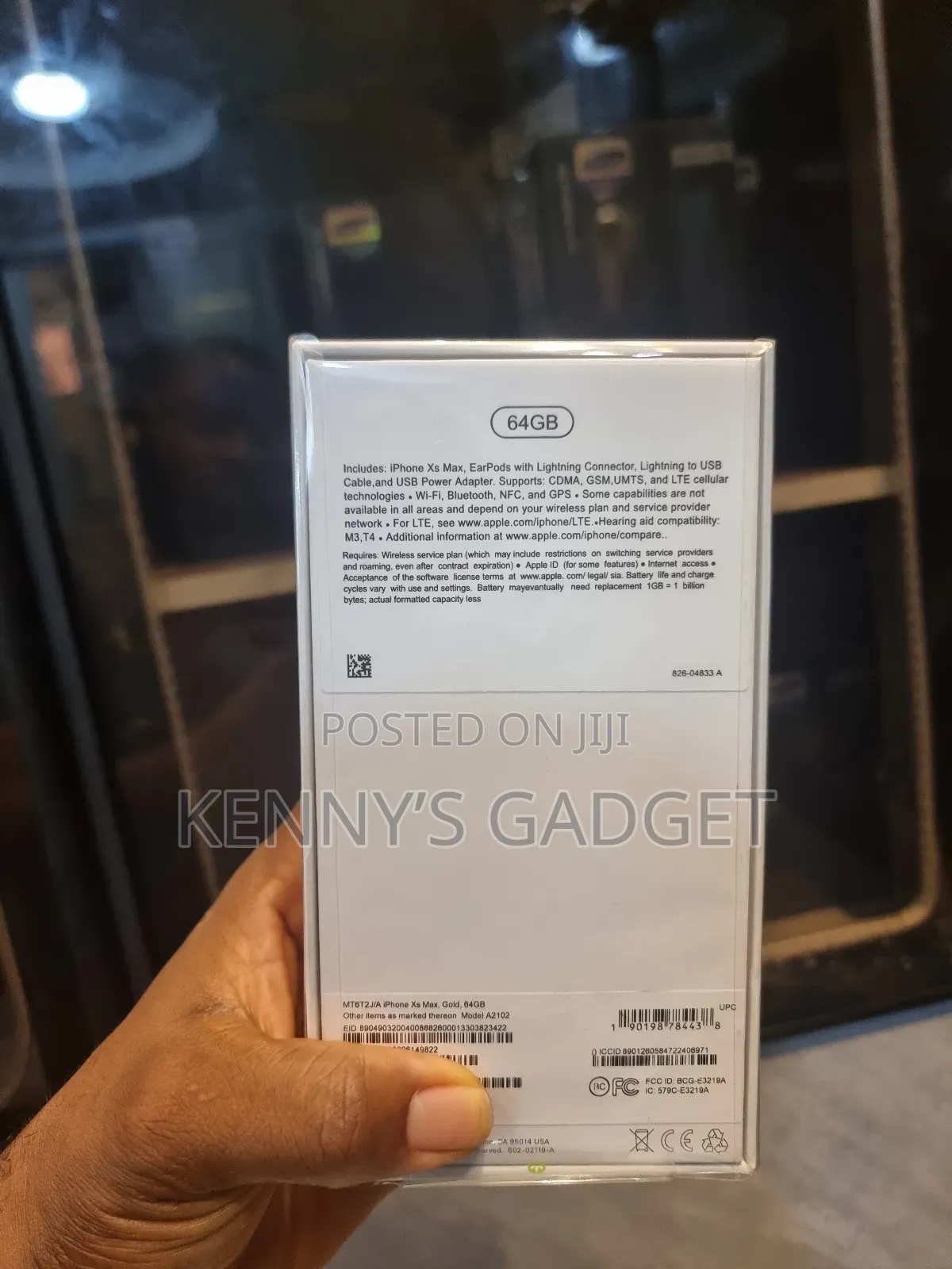 New Apple iPhone XS Max 64 GB Gold