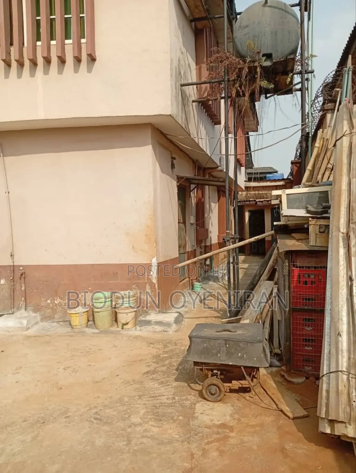 4bdrm Duplex in Egbeda for sale
