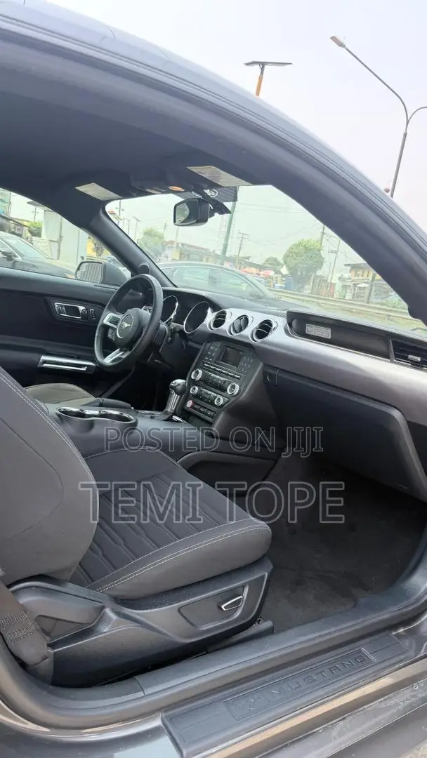 Ford Mustang 2015 Gray