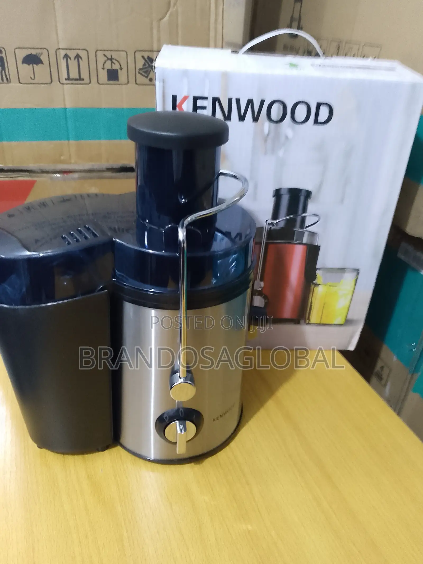 Kenwood Juicer With Efficient Juice Extraction Performance