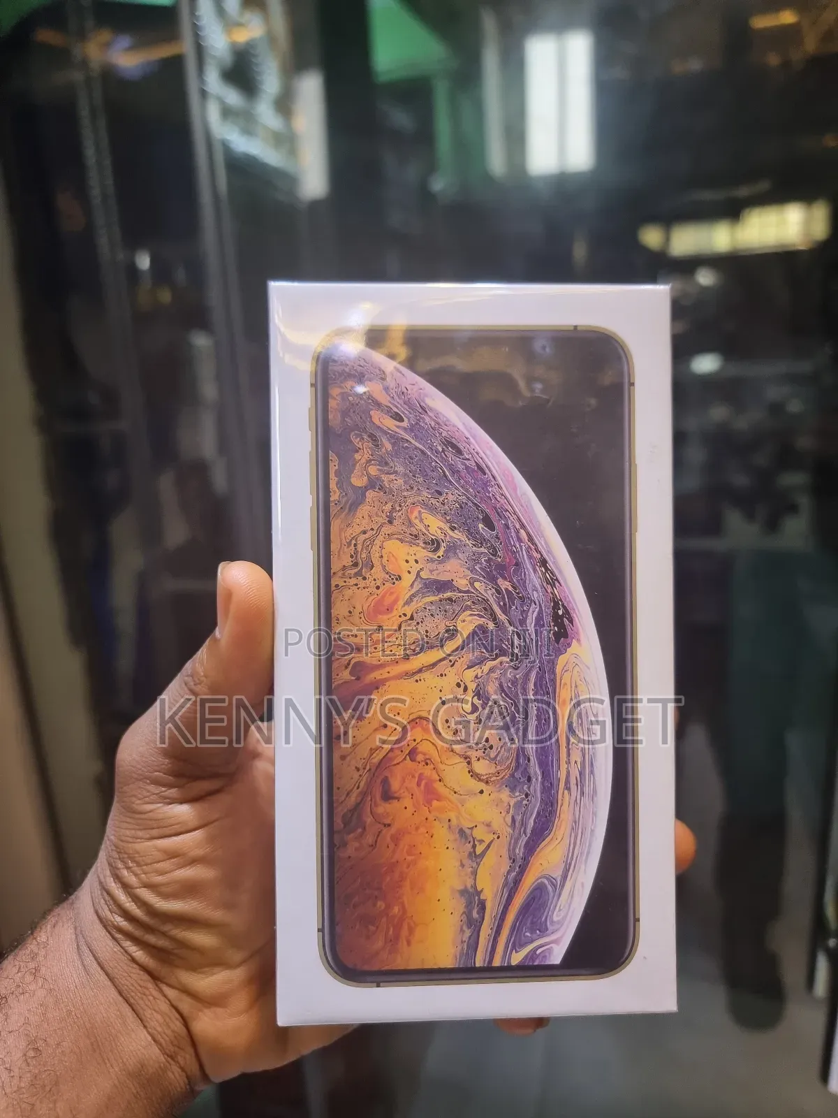 New Apple iPhone XS Max 256 GB Gold