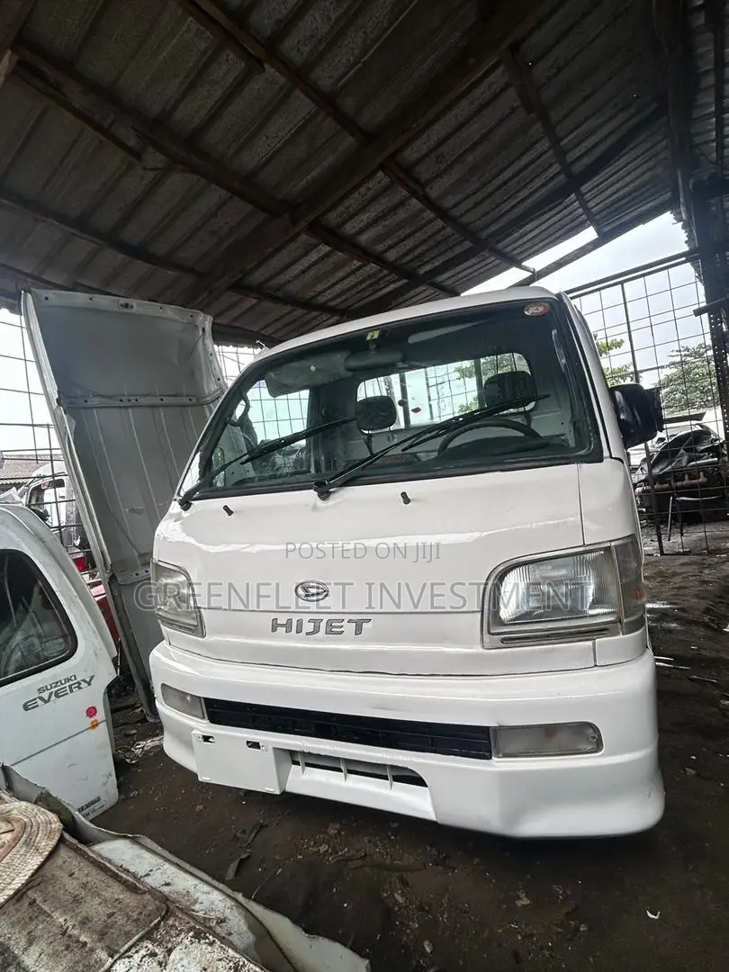 Daihatsu Hijet 2012 White