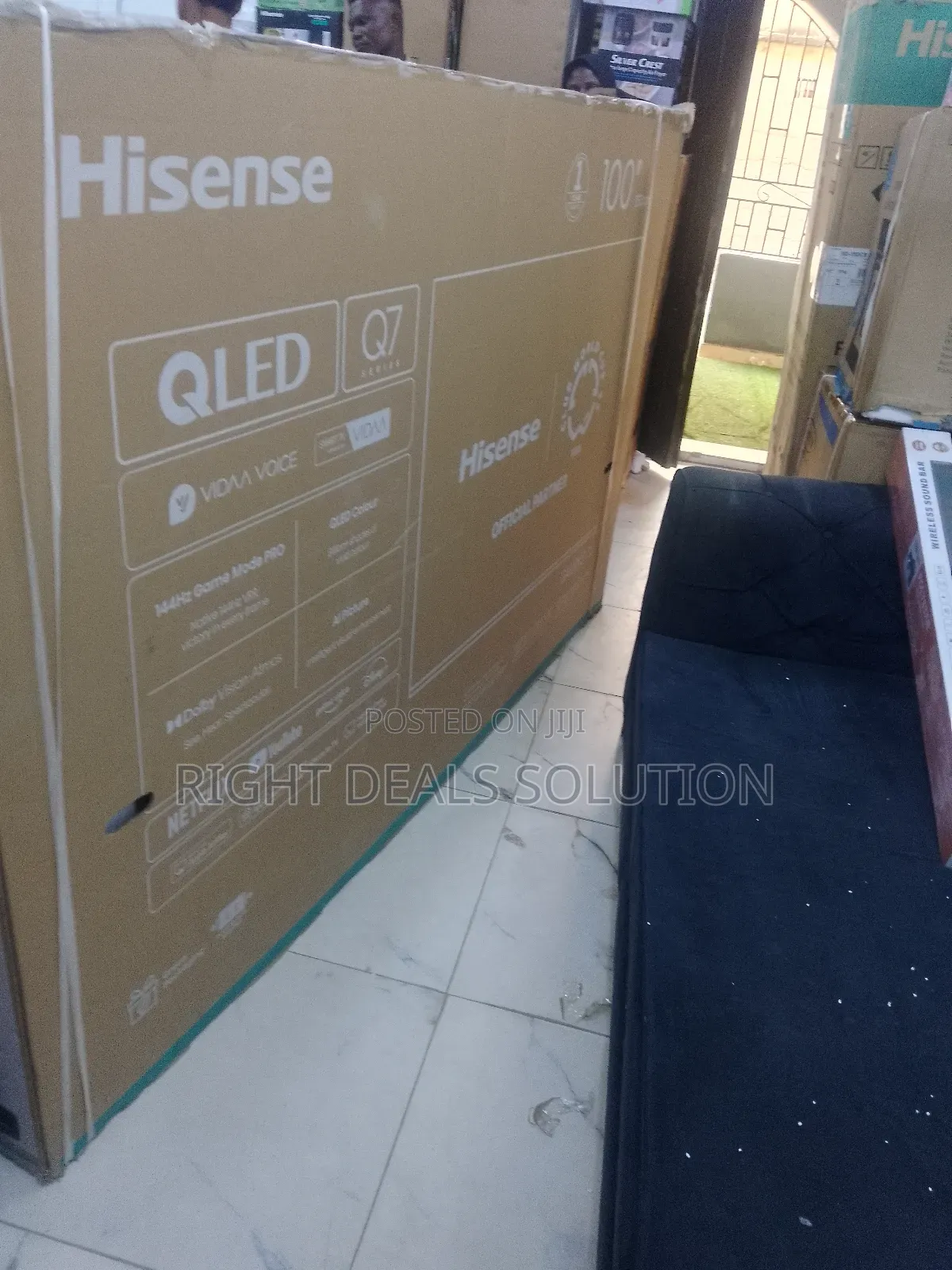 Premium Immersion, Exceptional Value: The 100-Inch Hisense Q7