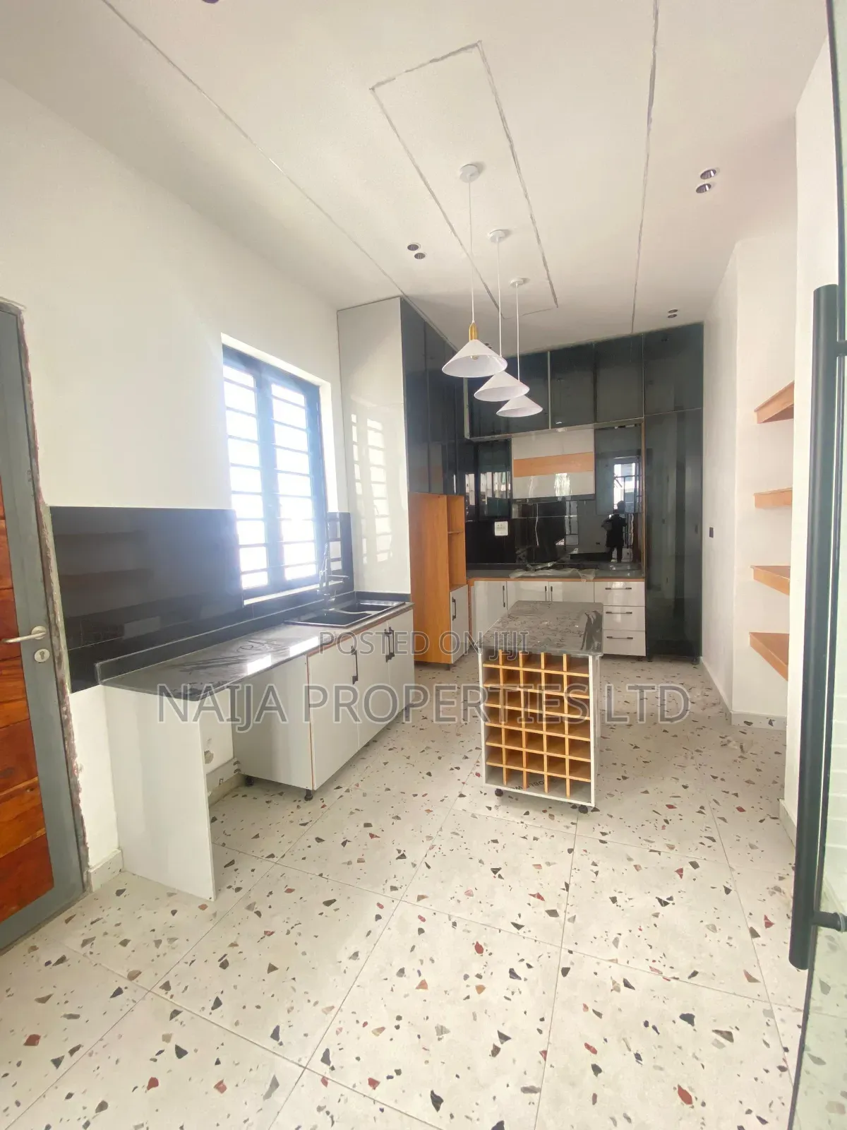 4bdrm Duplex in Orchid, Lekki for sale