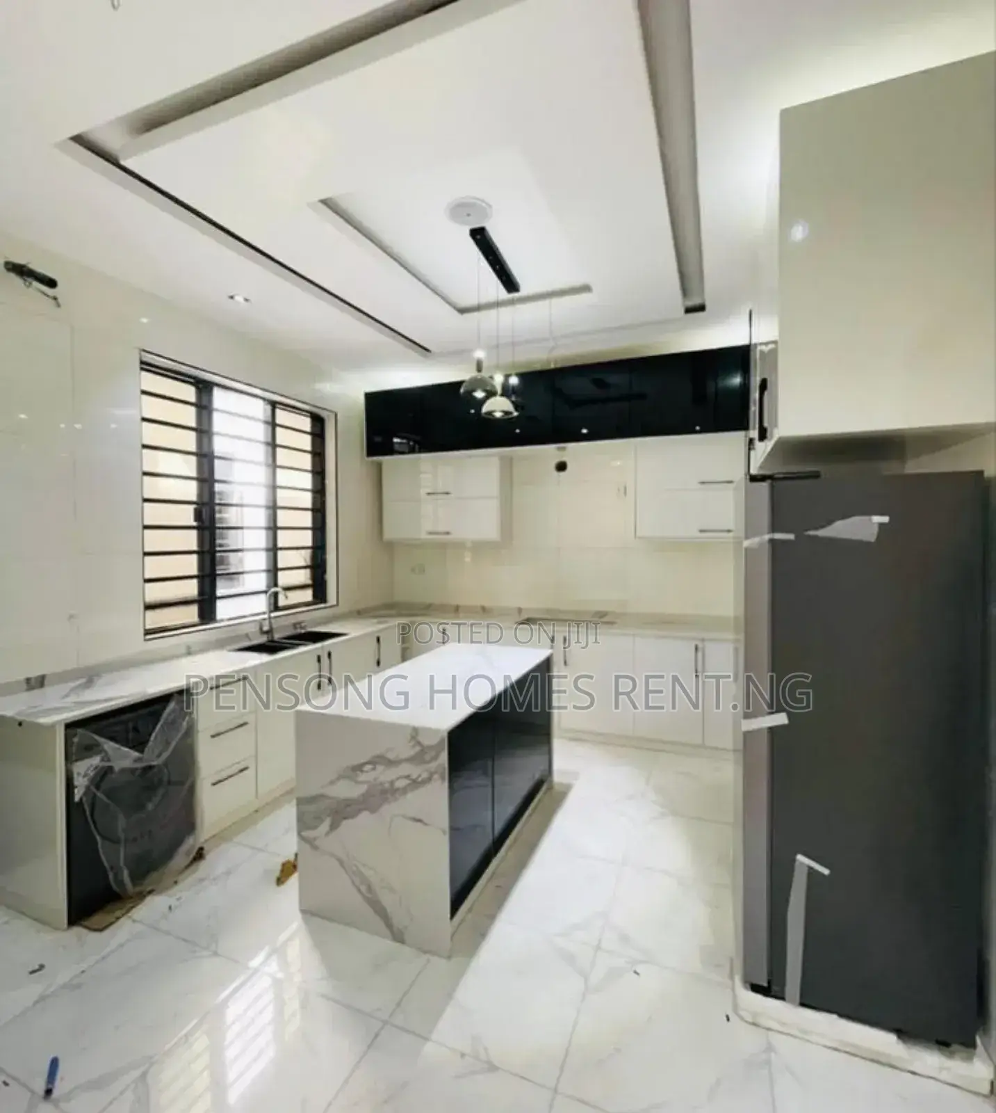 5bdrm House in Chevron Estate for rent