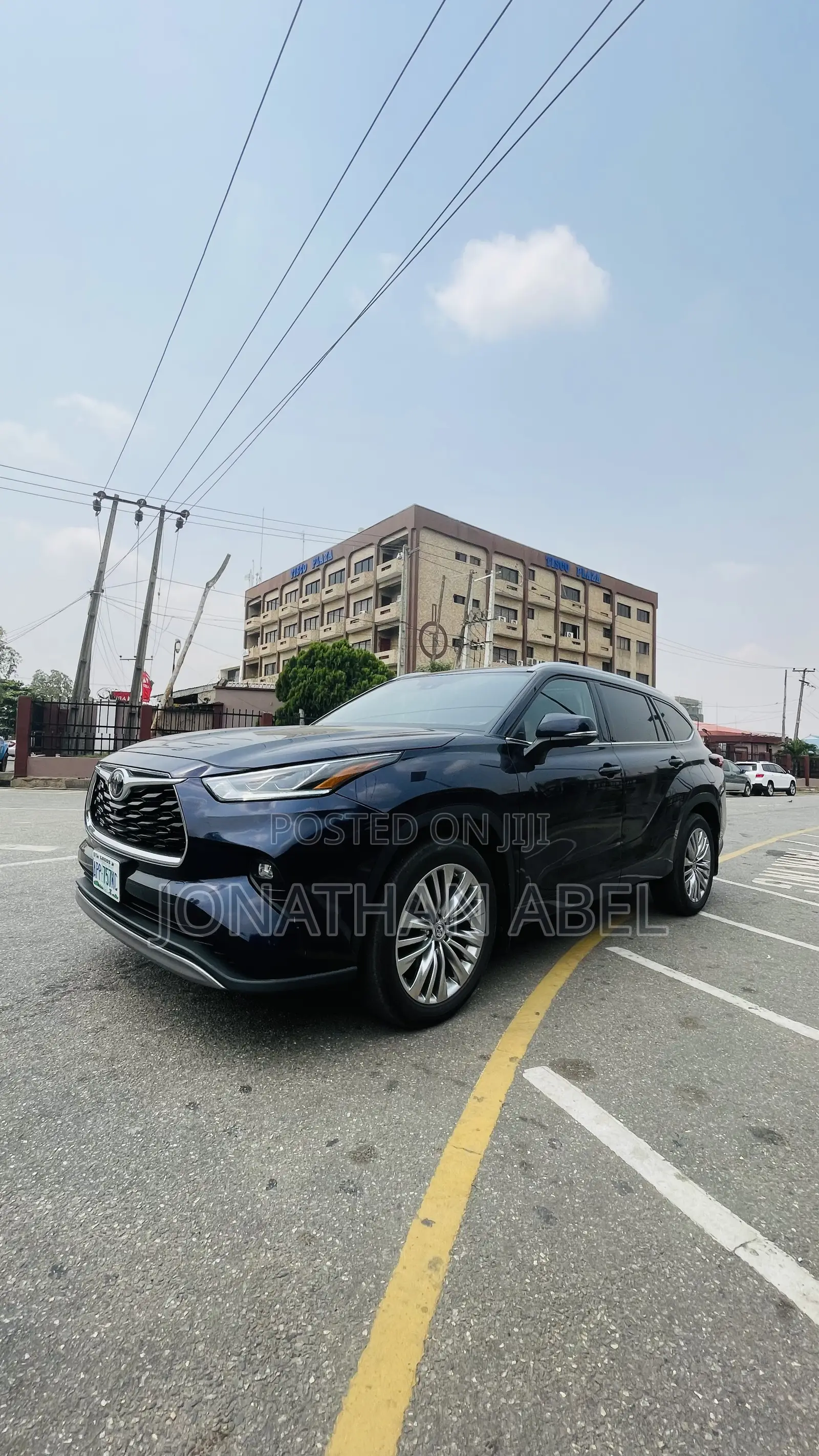 Toyota Highlander Platinum AWD 2024 Blue