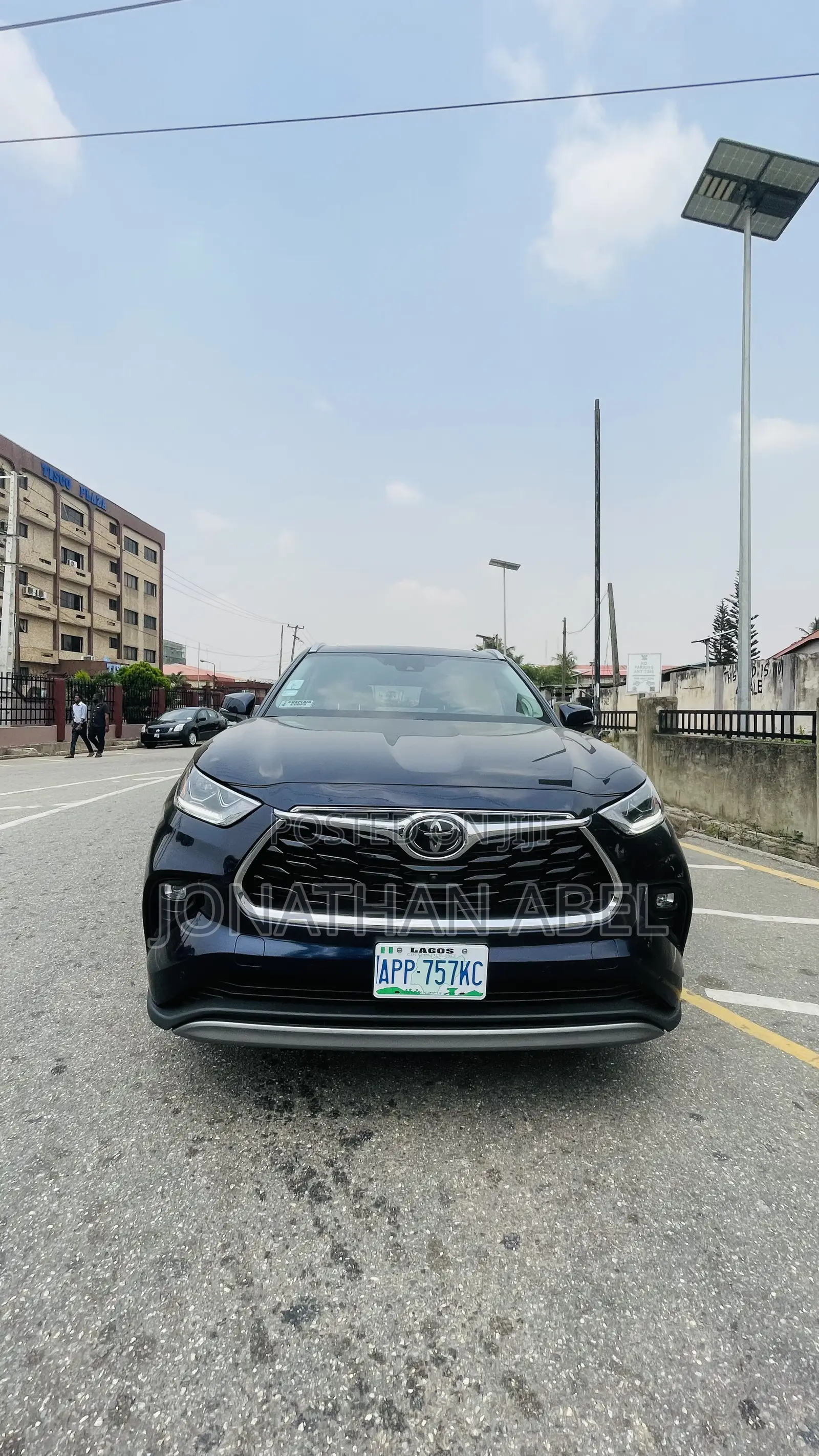 Toyota Highlander Platinum AWD 2024 Blue