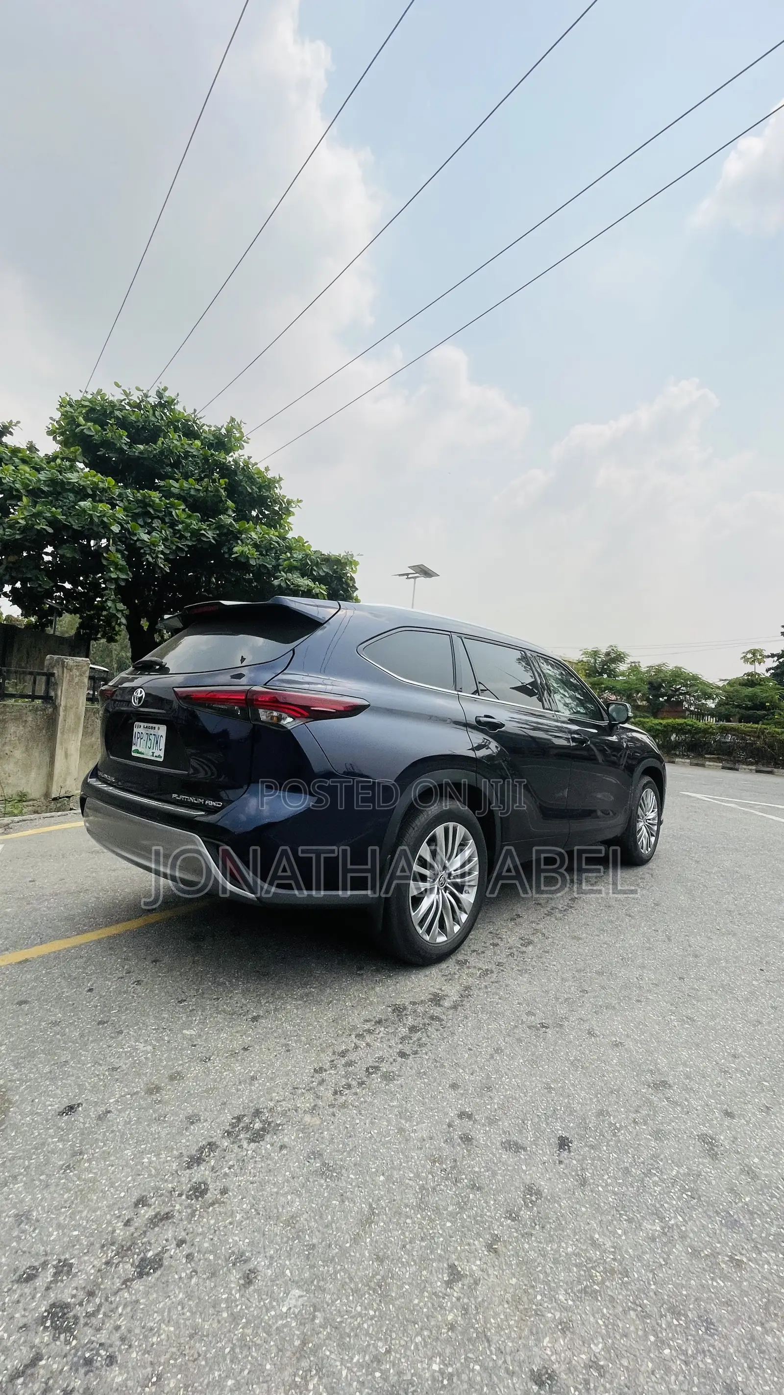 Toyota Highlander Platinum AWD 2024 Blue