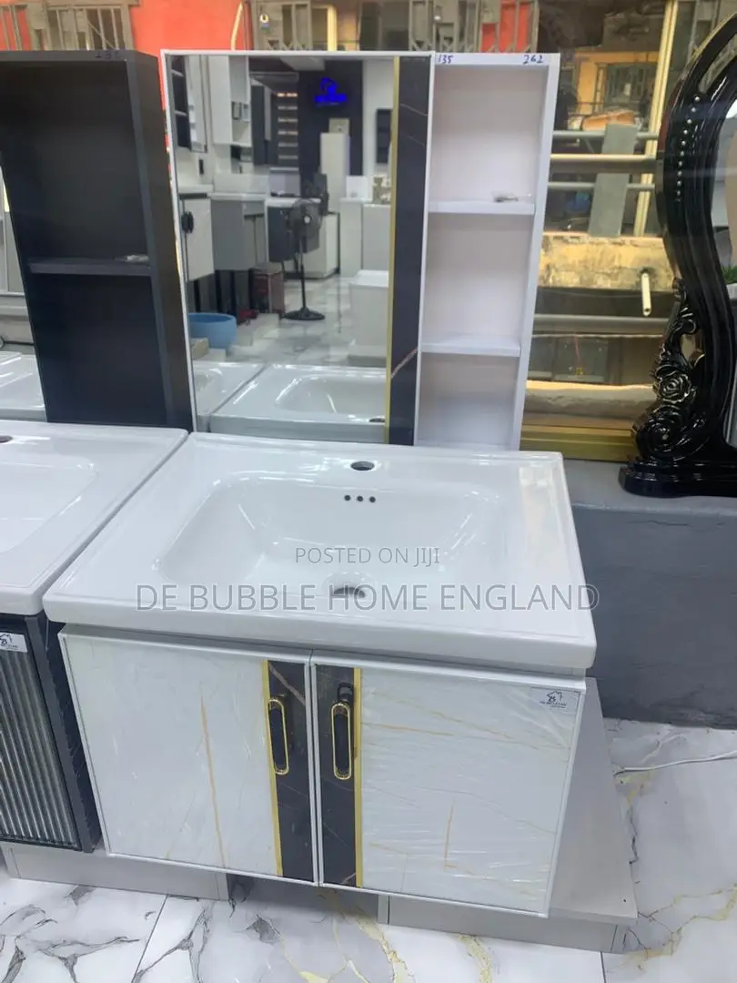 Cabinet Basin