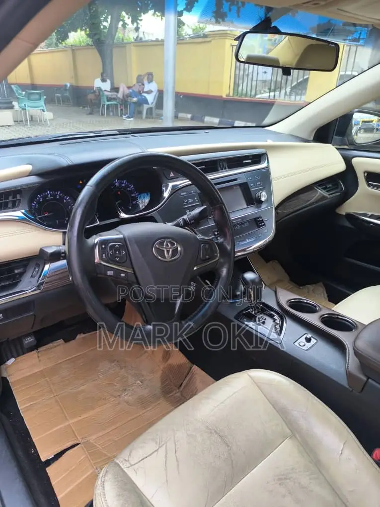 Toyota Avalon 2015 Red